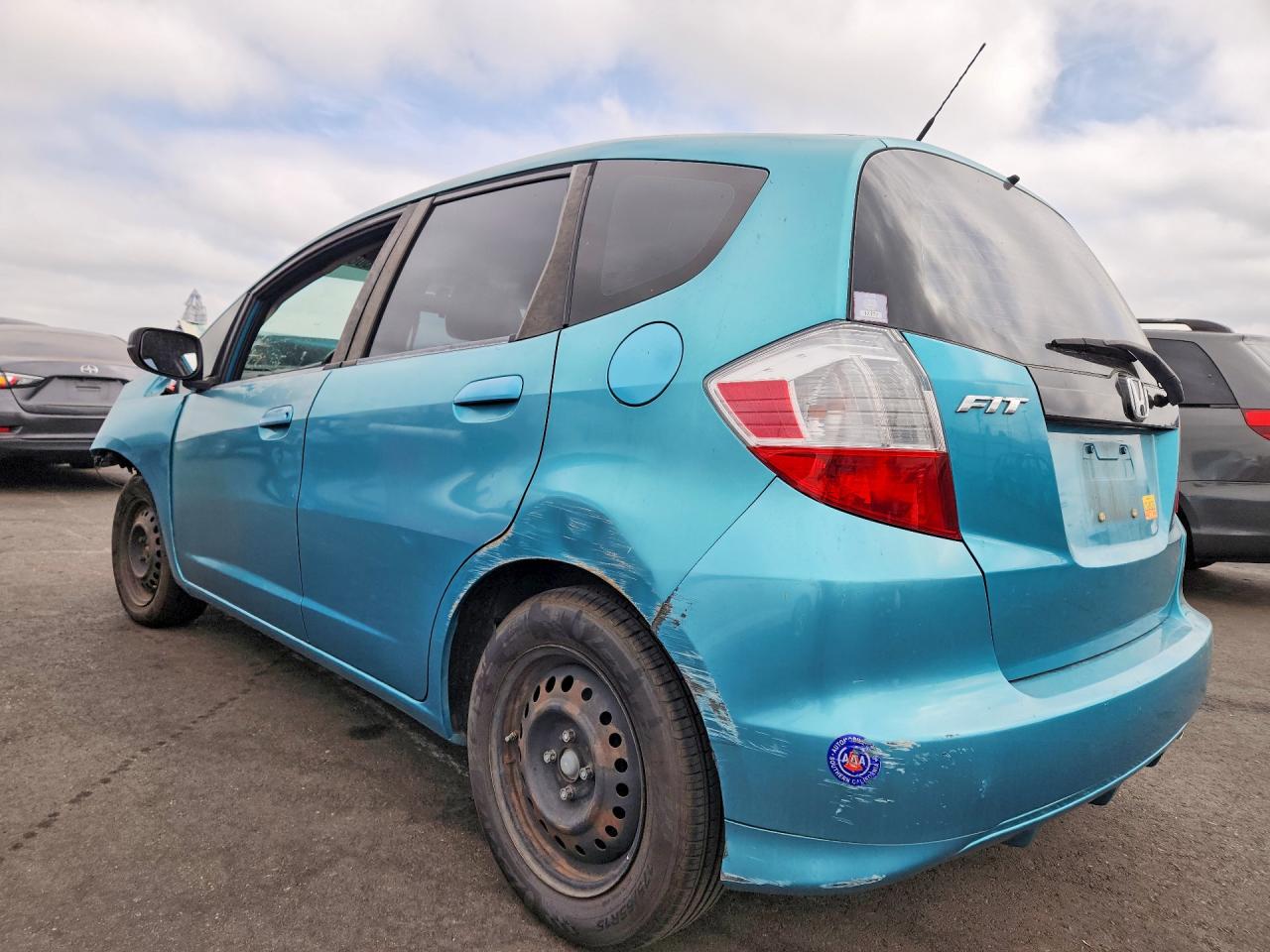 2013 Honda Fit Turquoise vin: JHMGE8H35DC039926