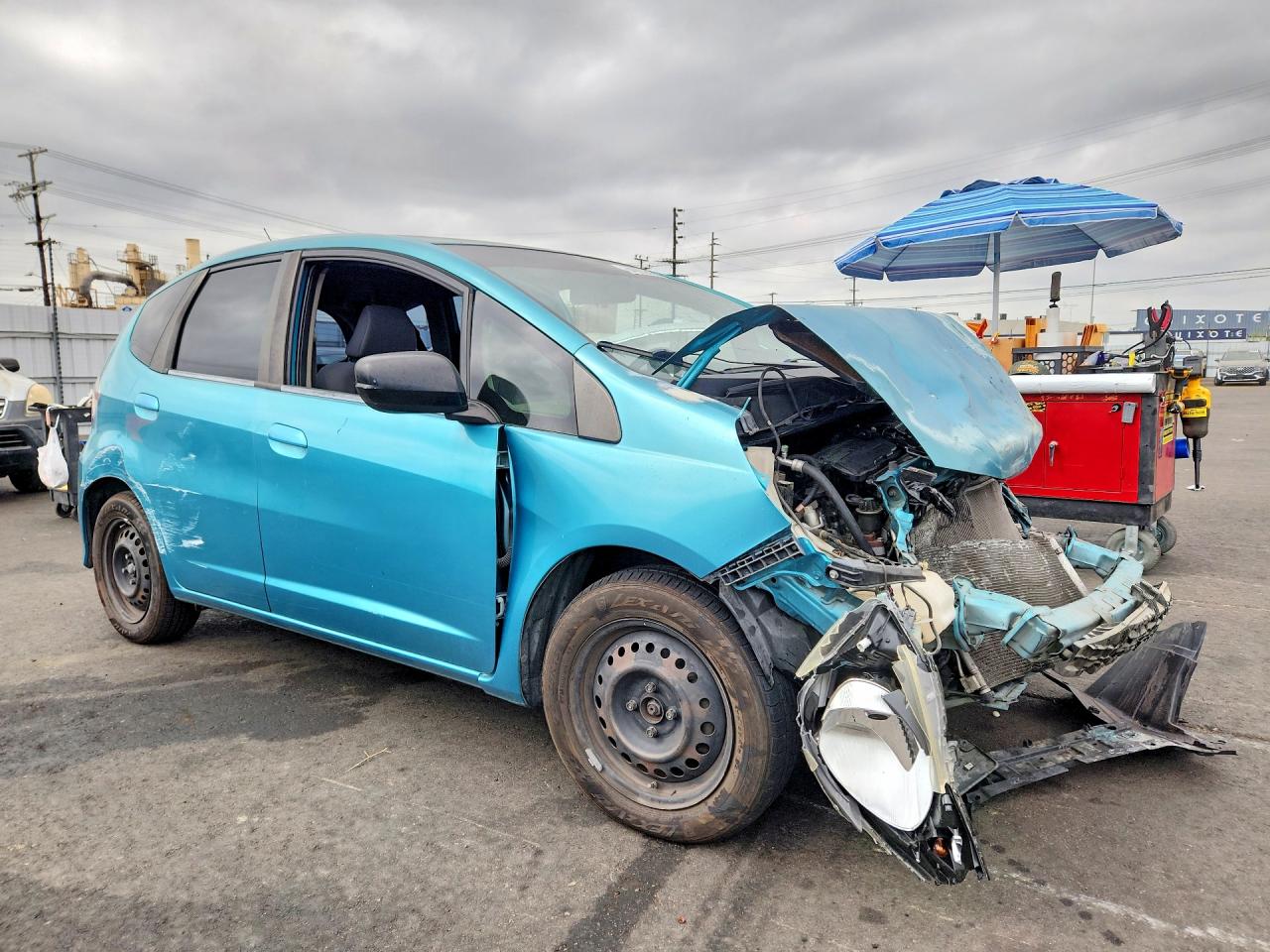 2013 Honda Fit Turquoise vin: JHMGE8H35DC039926