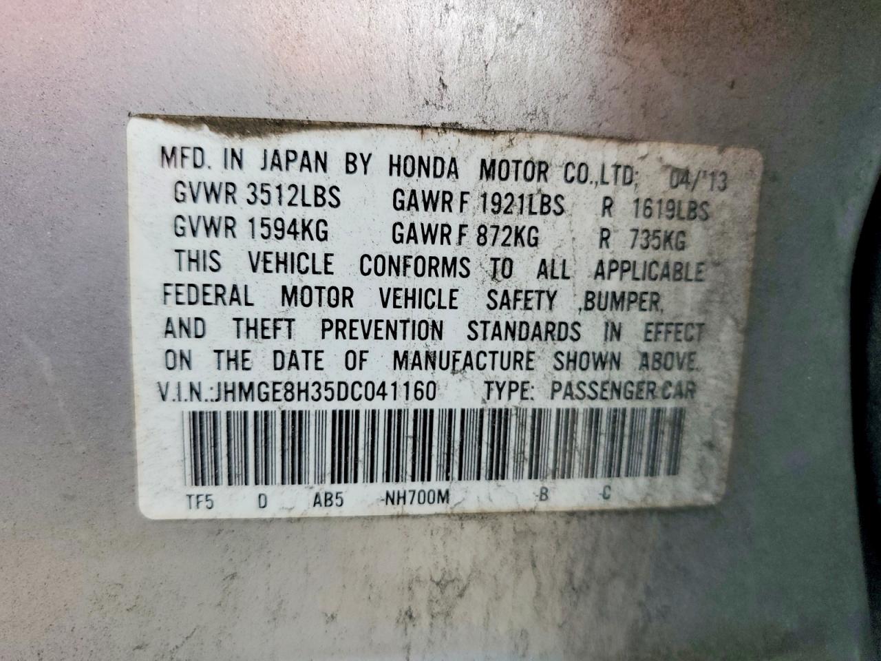 2013 Honda Fit Silver vin: JHMGE8H35DC041160