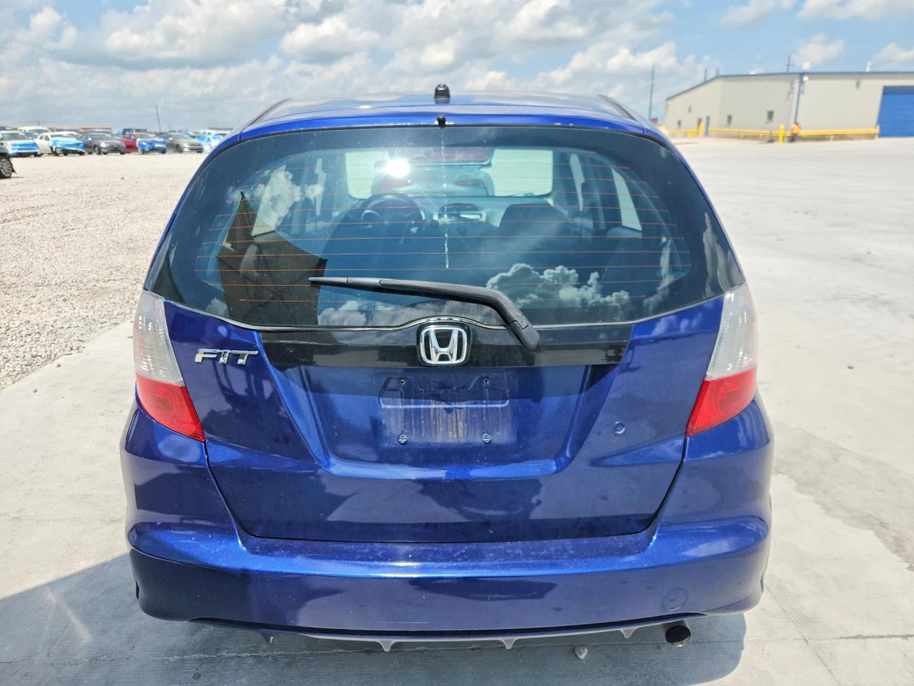 2013 Honda Fit Blue vin: JHMGE8H35DC061439