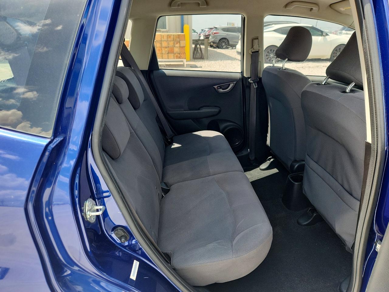 2013 Honda Fit Blue vin: JHMGE8H35DC061439