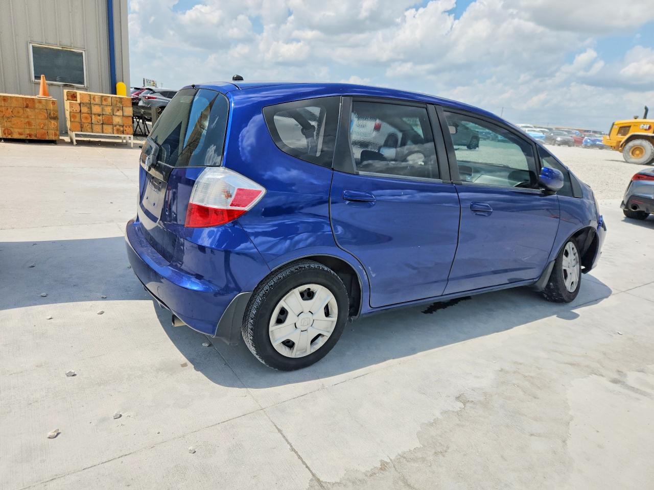 2013 Honda Fit Blue vin: JHMGE8H35DC061439