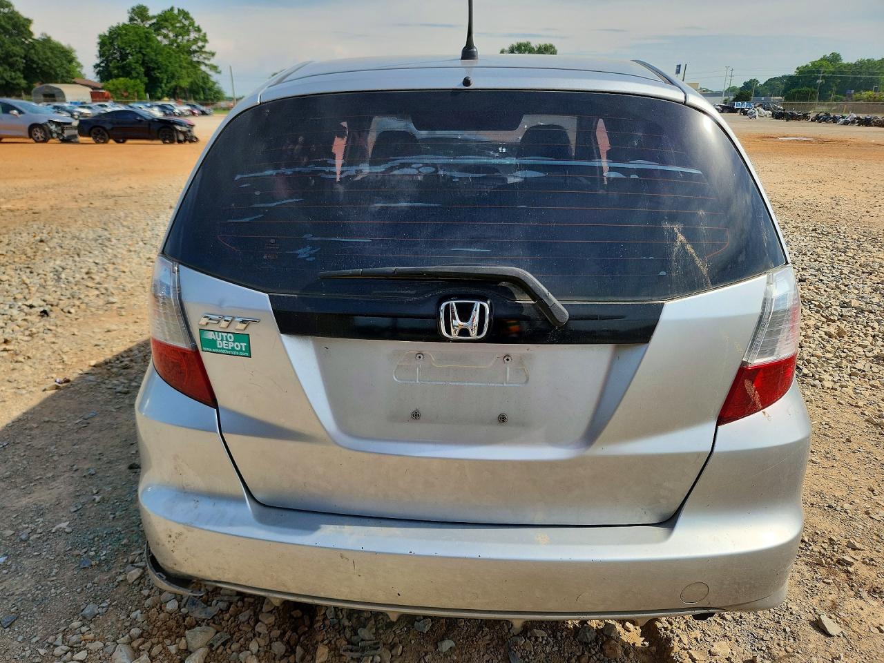 2013 Honda Fit Silver vin: JHMGE8H35DC073185