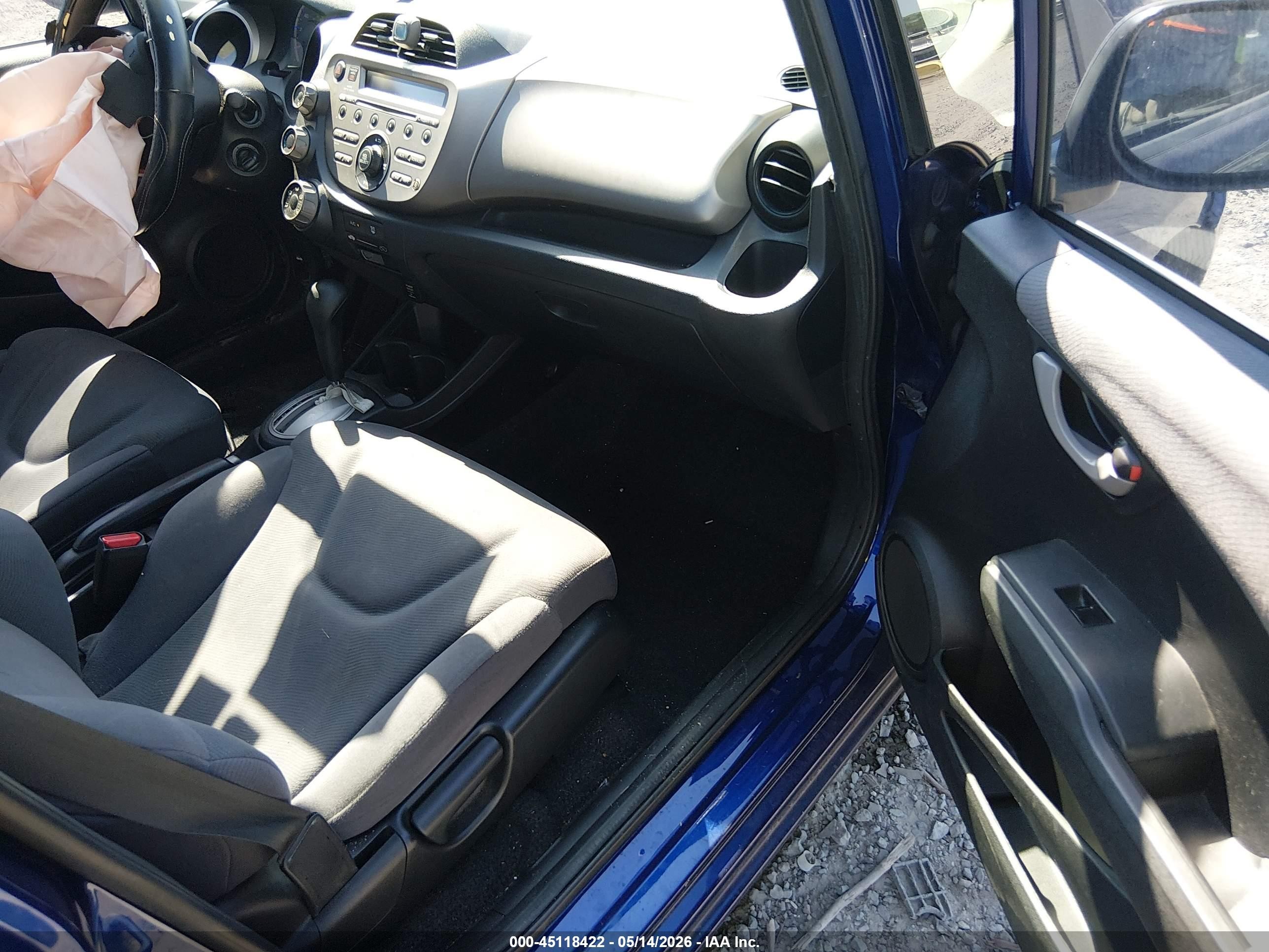 2013 Honda Fit   Black vin: JHMGE8H35DC079195