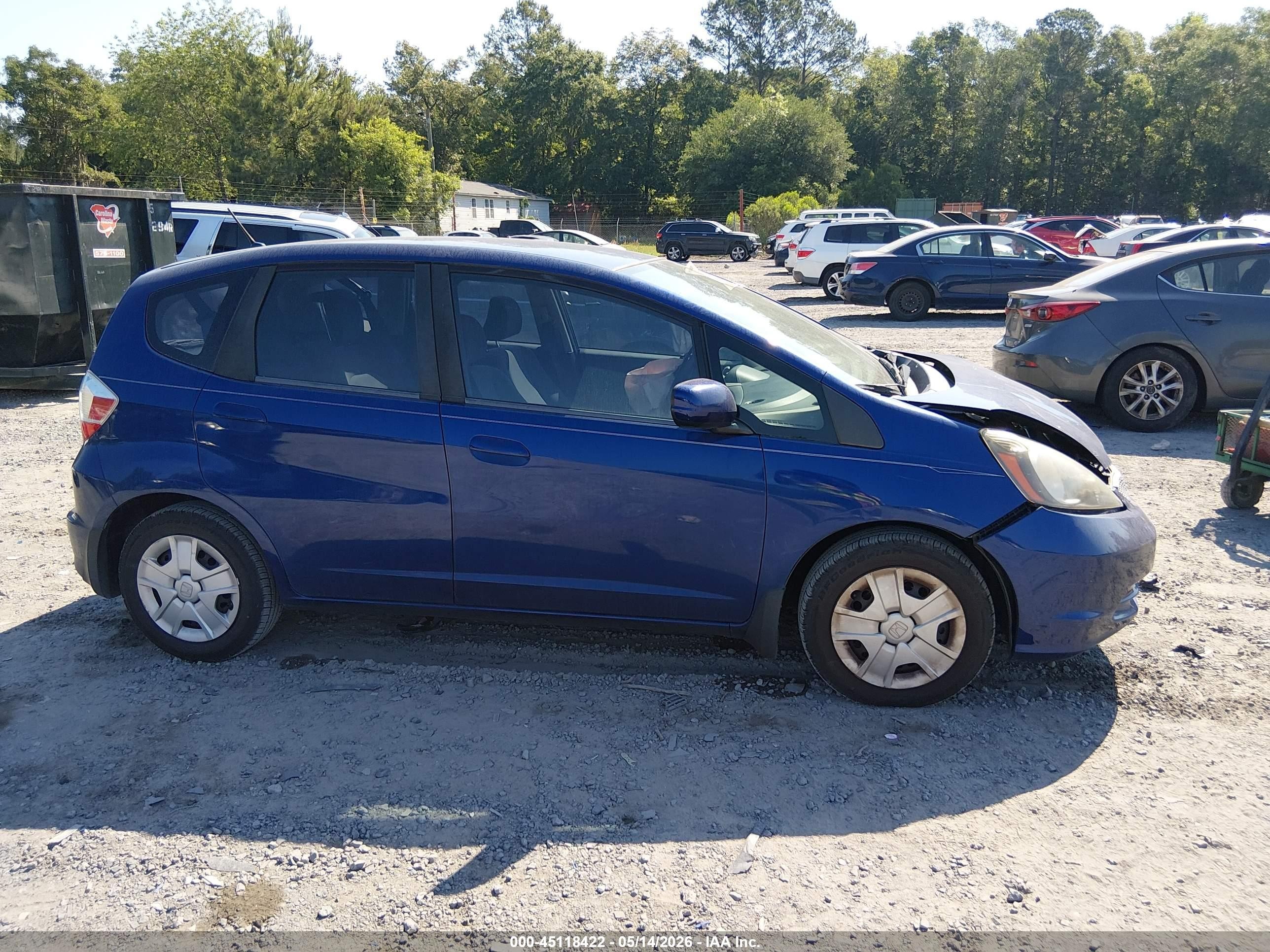 2013 Honda Fit   Black vin: JHMGE8H35DC079195