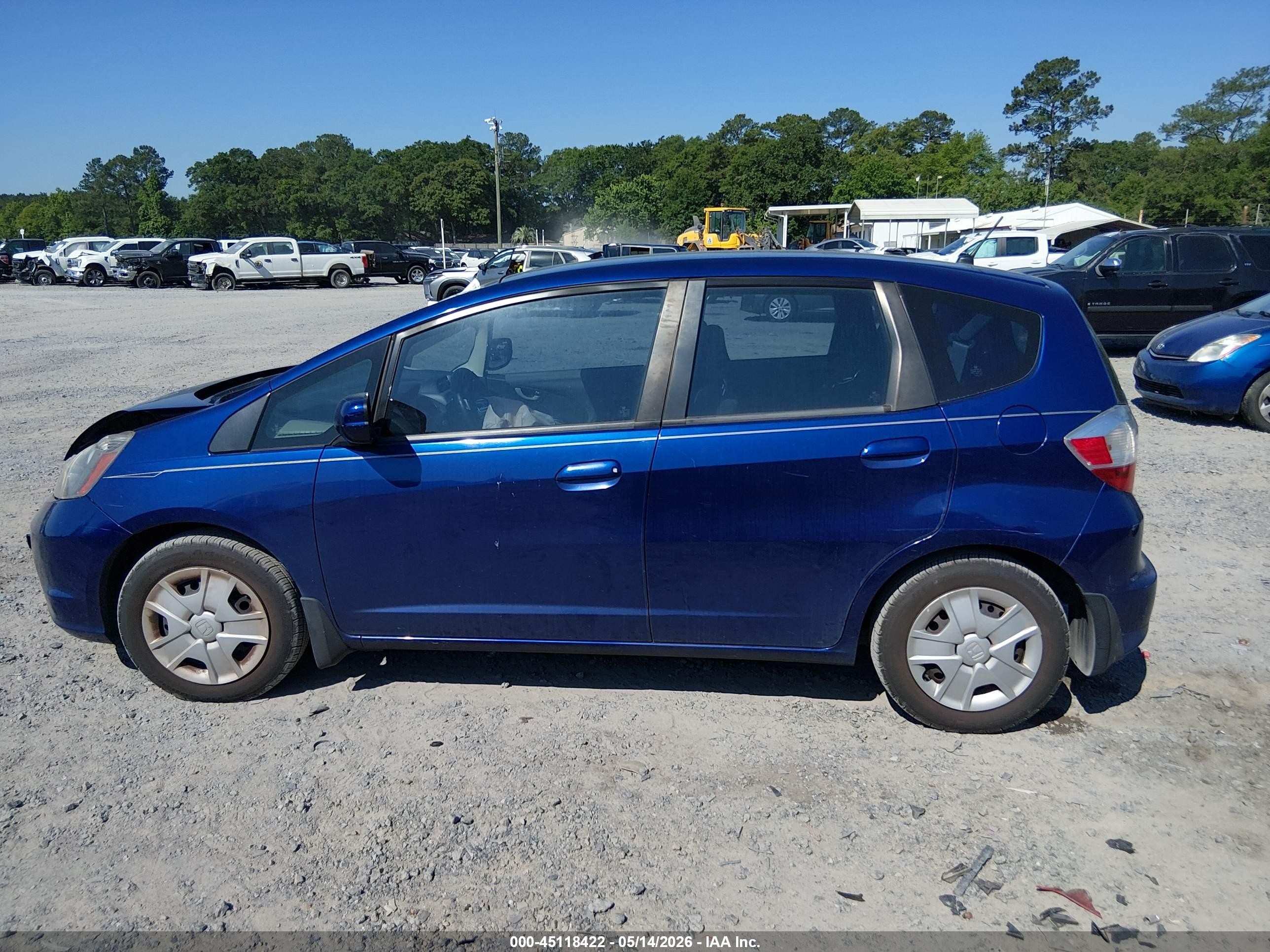 2013 Honda Fit   Black vin: JHMGE8H35DC079195