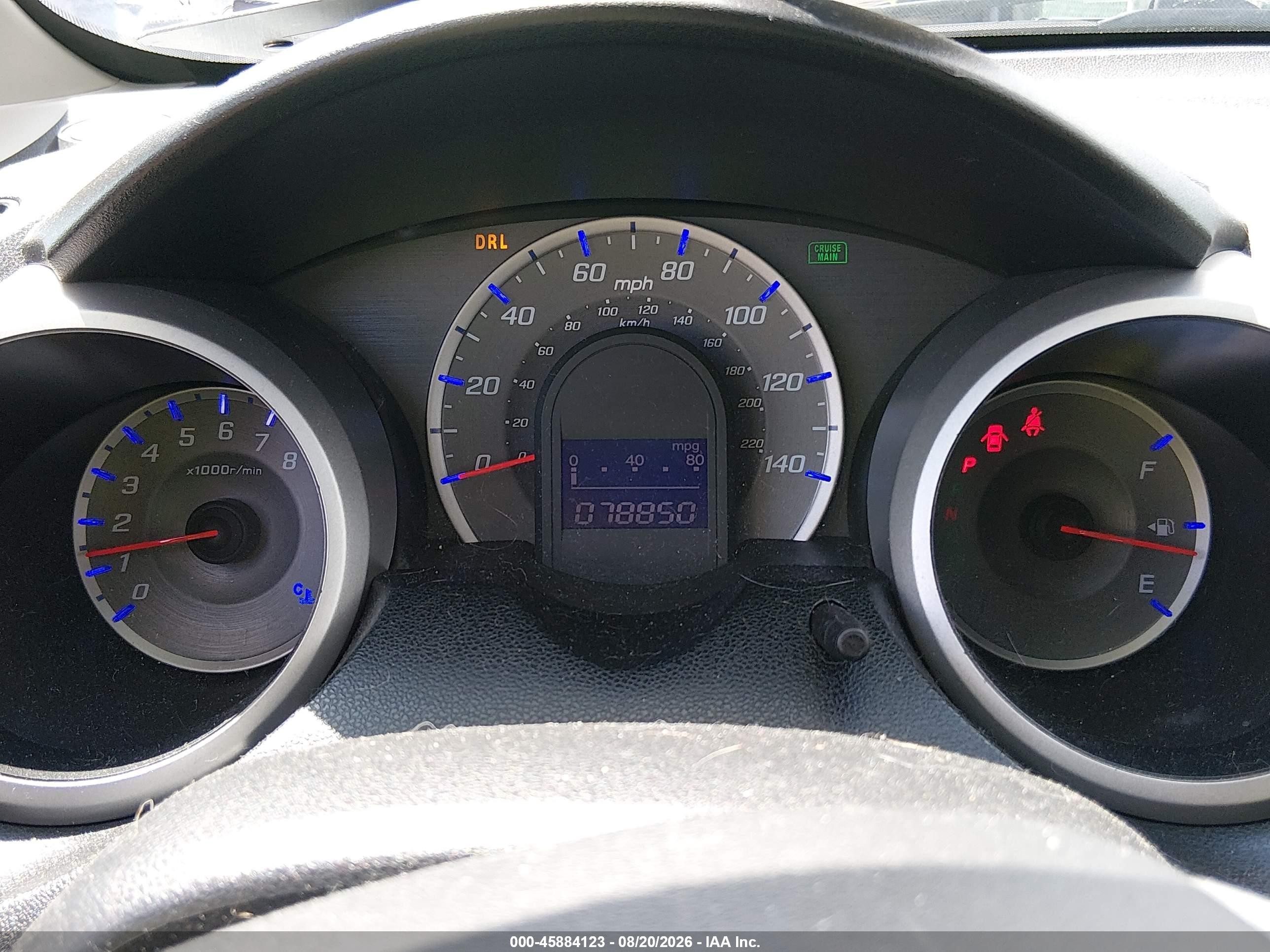 2013 Honda Fit   Серебряный vin: JHMGE8H35DC083179
