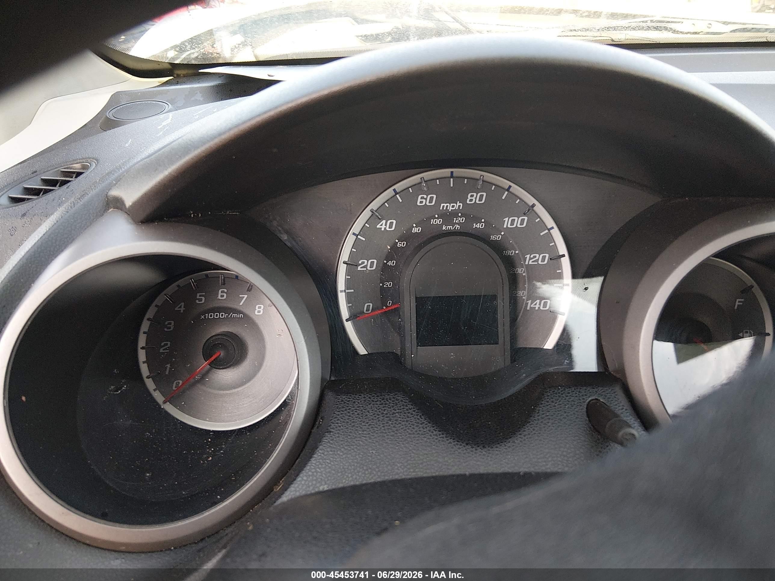 2011 Honda Fit   Silver vin: JHMGE8H36BC009055