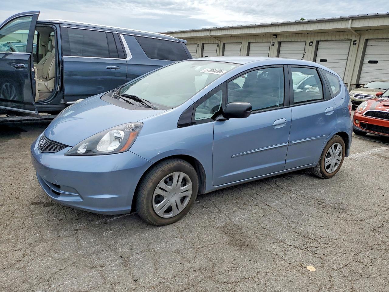 2011 Honda Fit Turquoise vin: JHMGE8H36BC018161