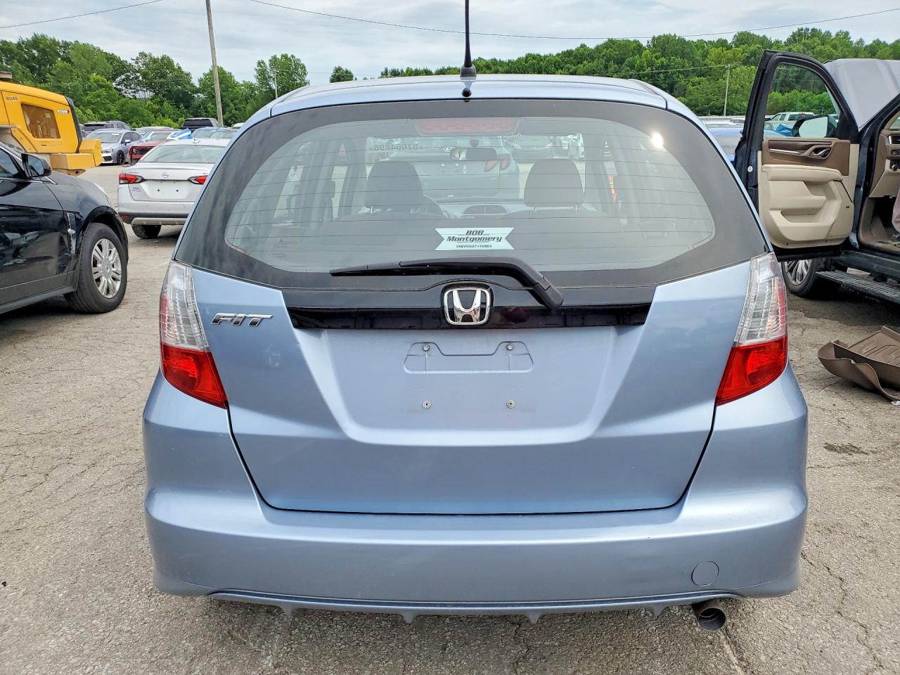 2011 Honda Fit Turquoise vin: JHMGE8H36BC018161