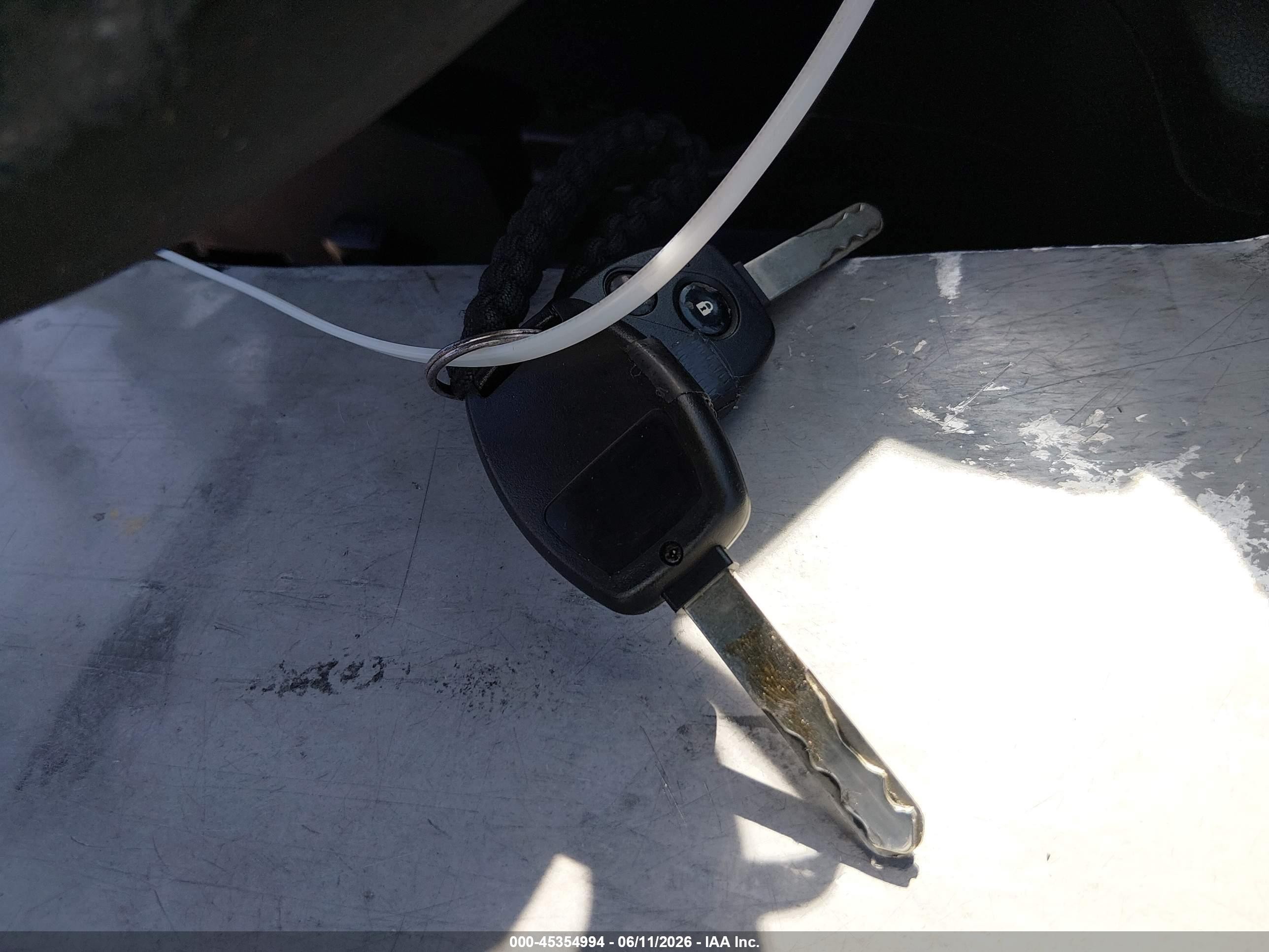 2011 Honda Fit   Серебряный vin: JHMGE8H36BC028592
