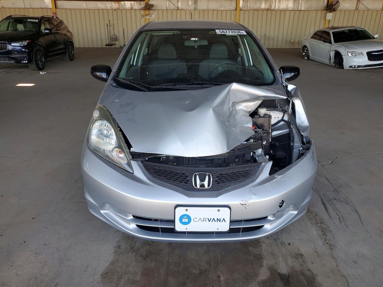 2011 Honda Fit Silver vin: JHMGE8H36BS008106
