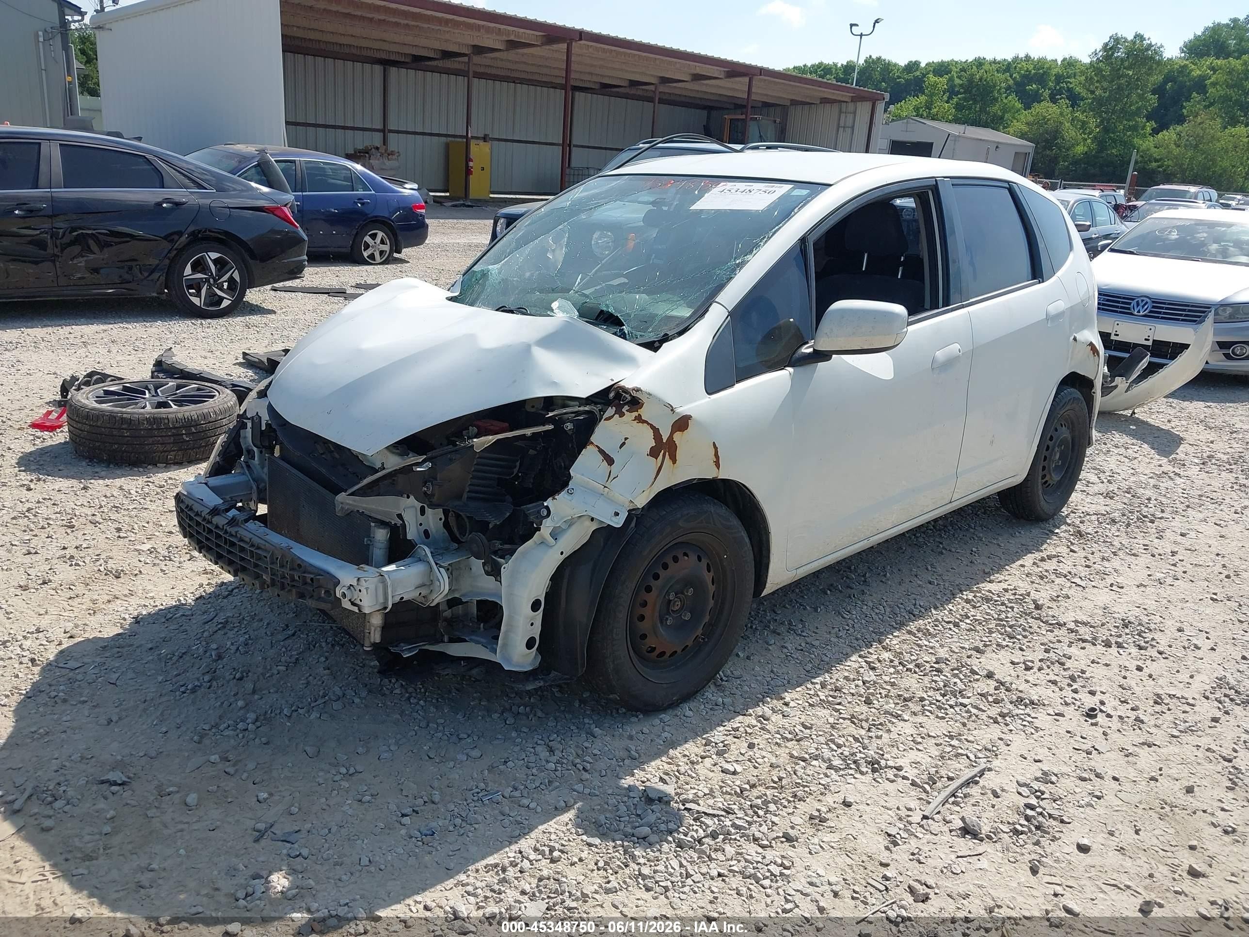 2012 Honda Fit   White vin: JHMGE8H36CC037066