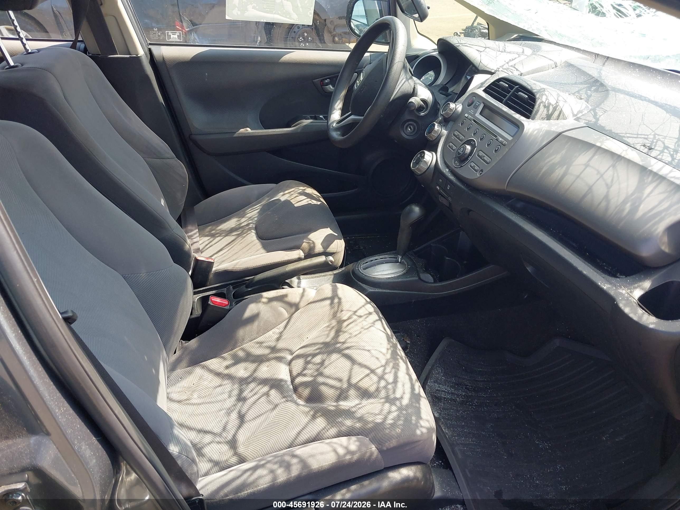 2012 Honda Fit   Gray vin: JHMGE8H36CS003960