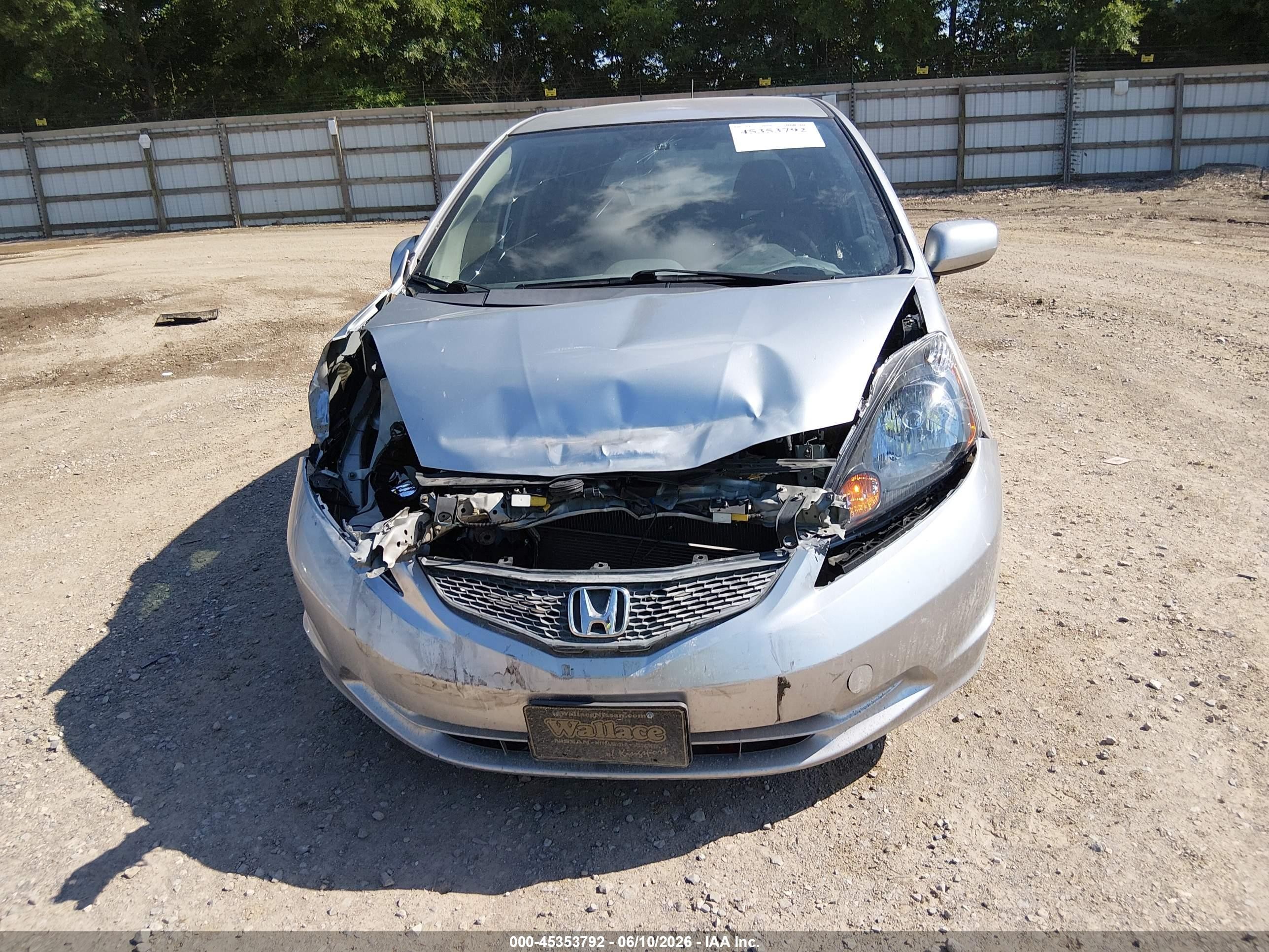 2013 Honda Fit   Silver vin: JHMGE8H36DC008233