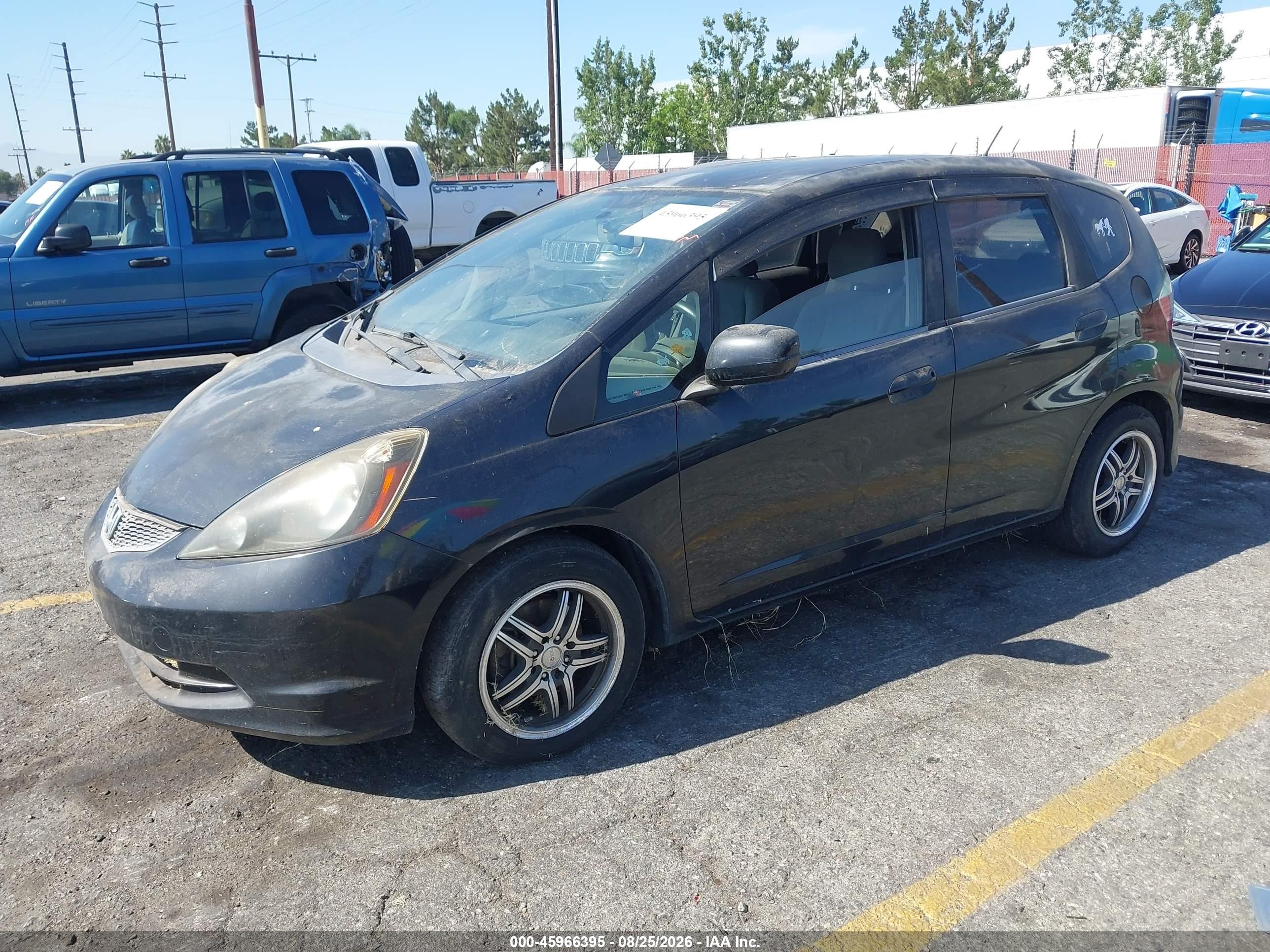 2013 Honda Fit   Black vin: JHMGE8H36DC010791