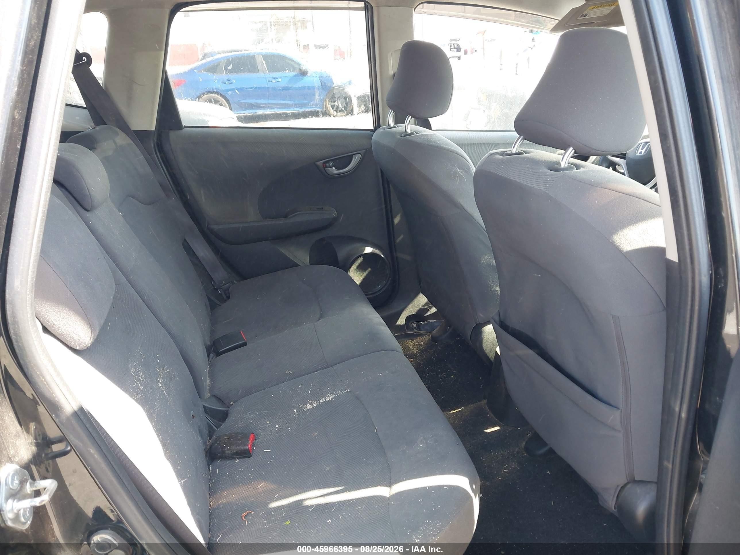 2013 Honda Fit   Black vin: JHMGE8H36DC010791