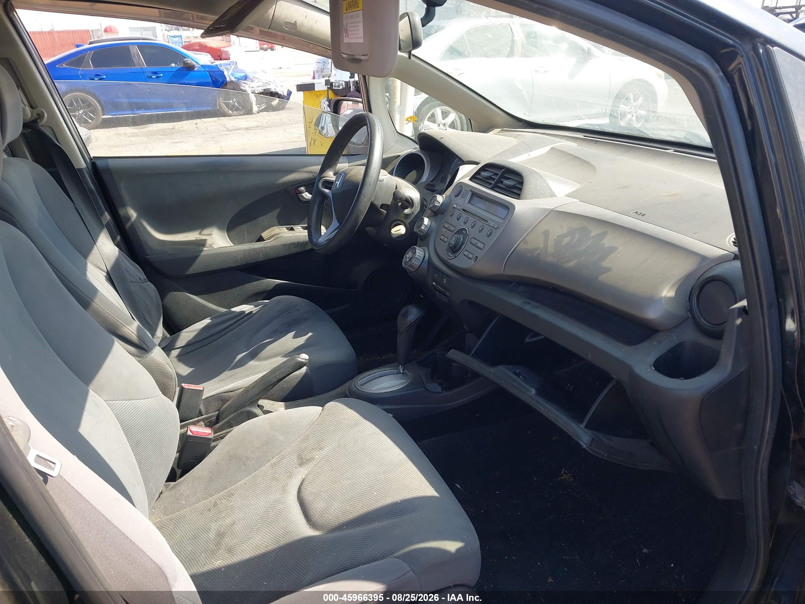 2013 Honda Fit   Black vin: JHMGE8H36DC010791