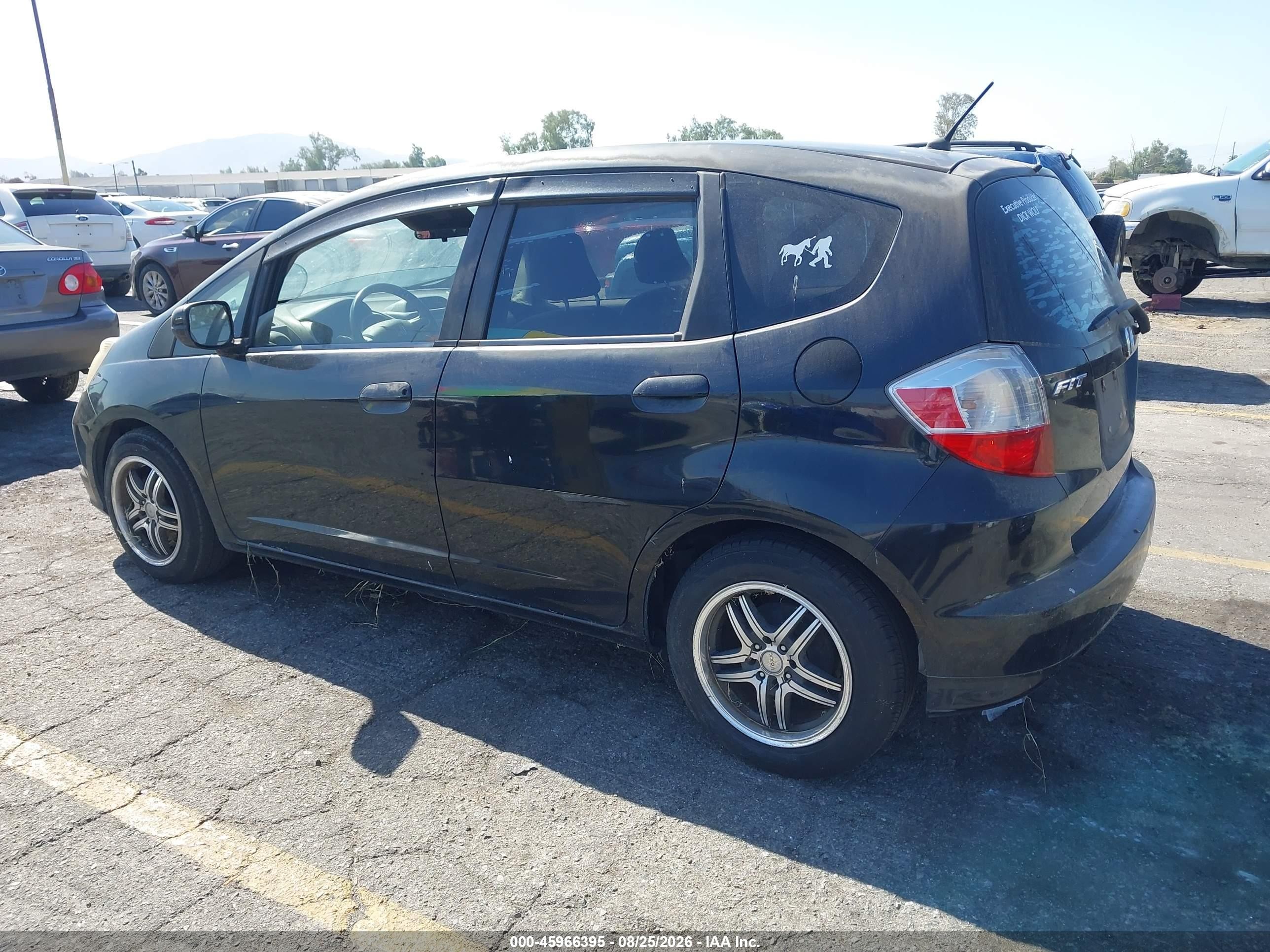 2013 Honda Fit   Black vin: JHMGE8H36DC010791