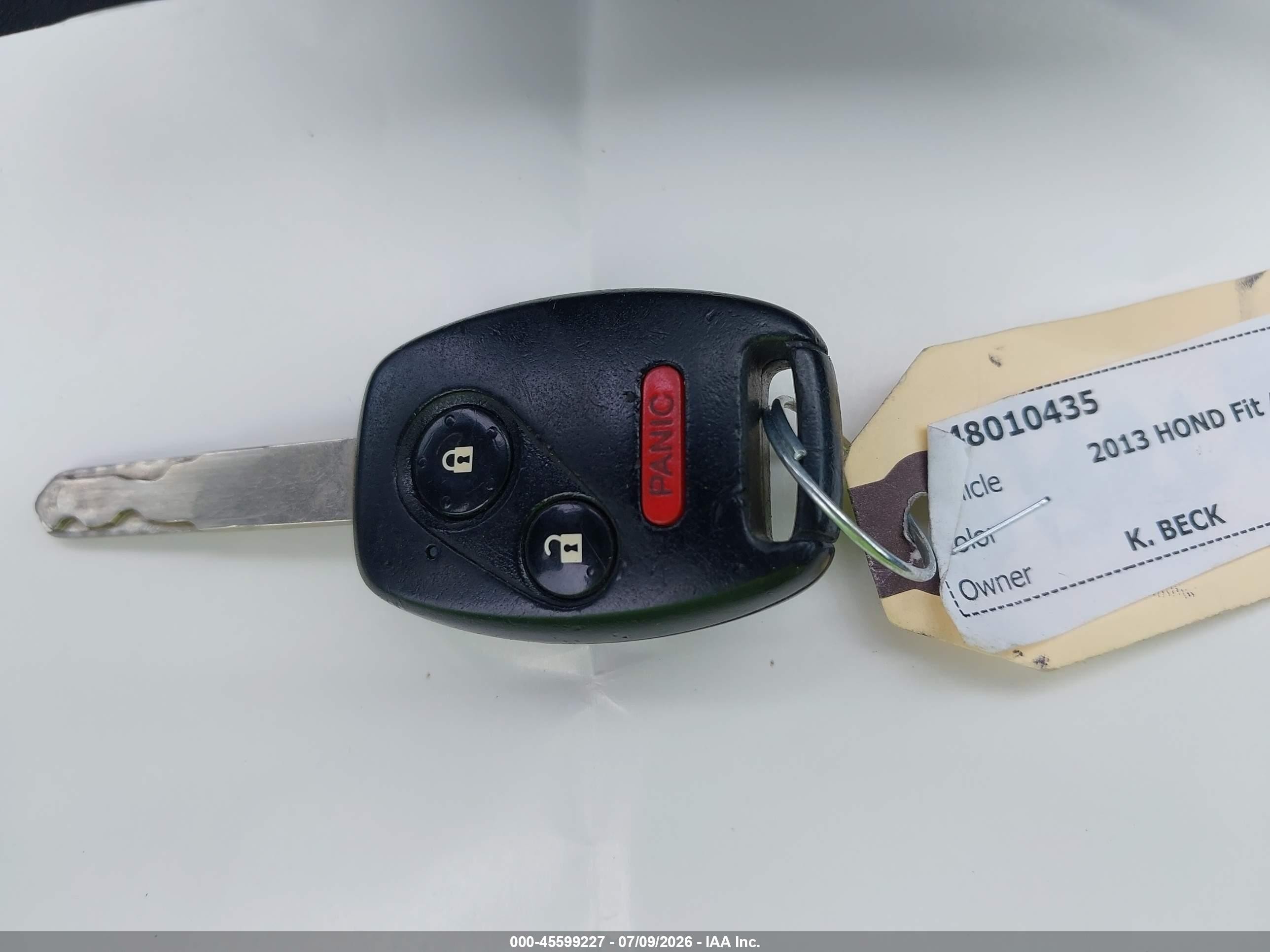 2013 Honda Fit Blue vin: JHMGE8H36DC026568