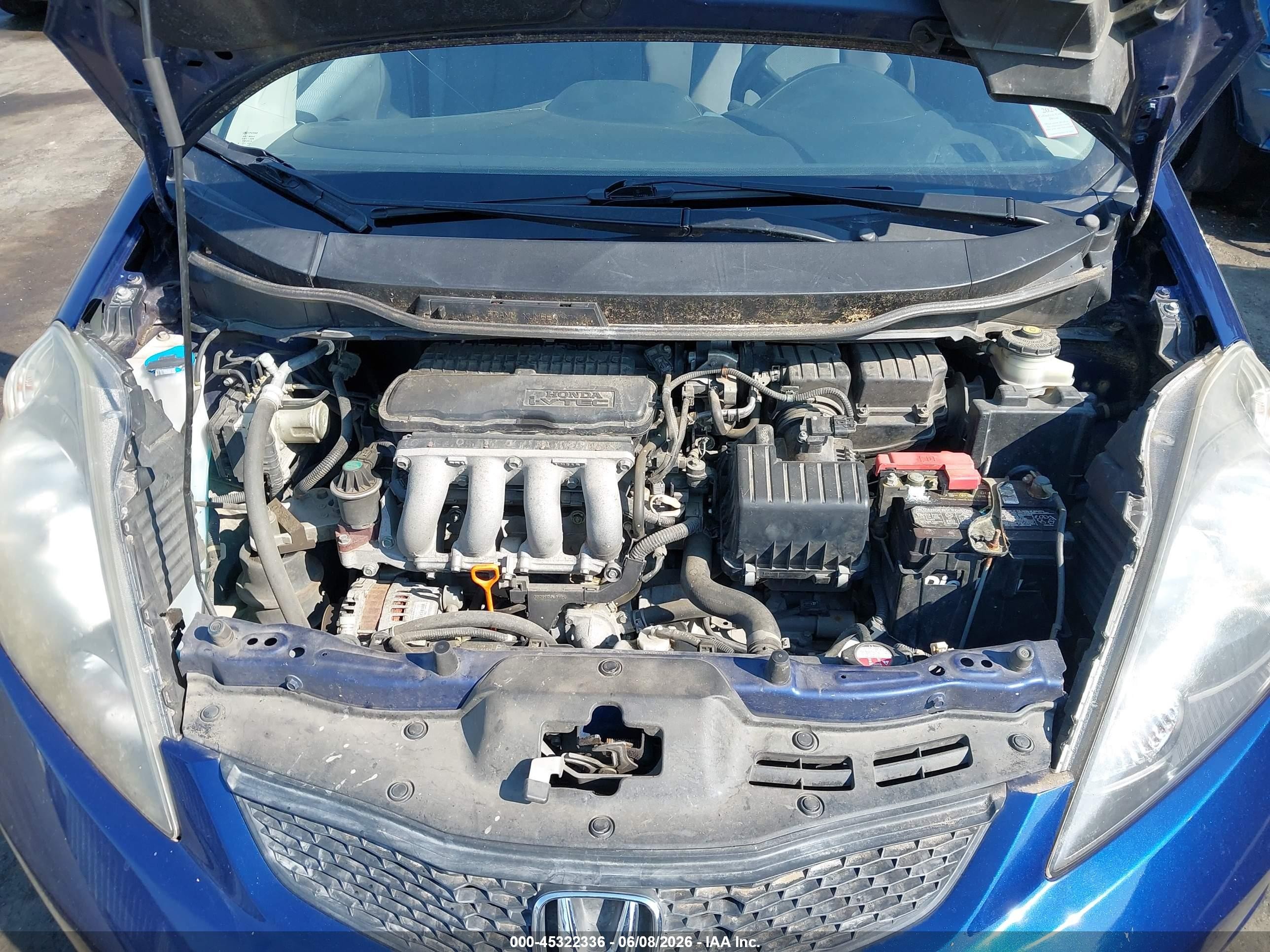 2013 Honda Fit   Синий vin: JHMGE8H36DC028370