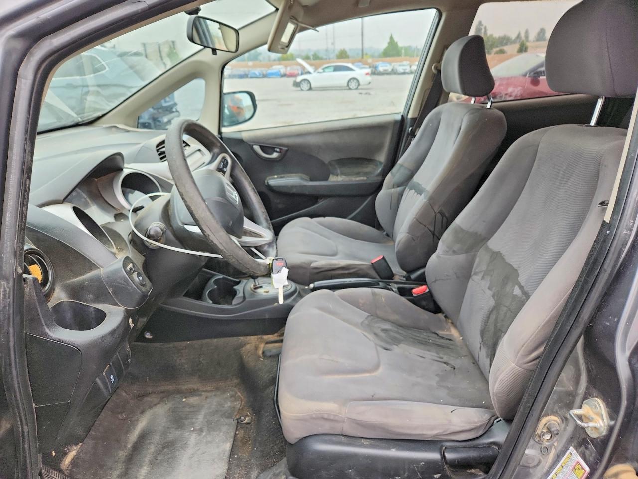 2013 Honda Fit Gray vin: JHMGE8H36DC056637