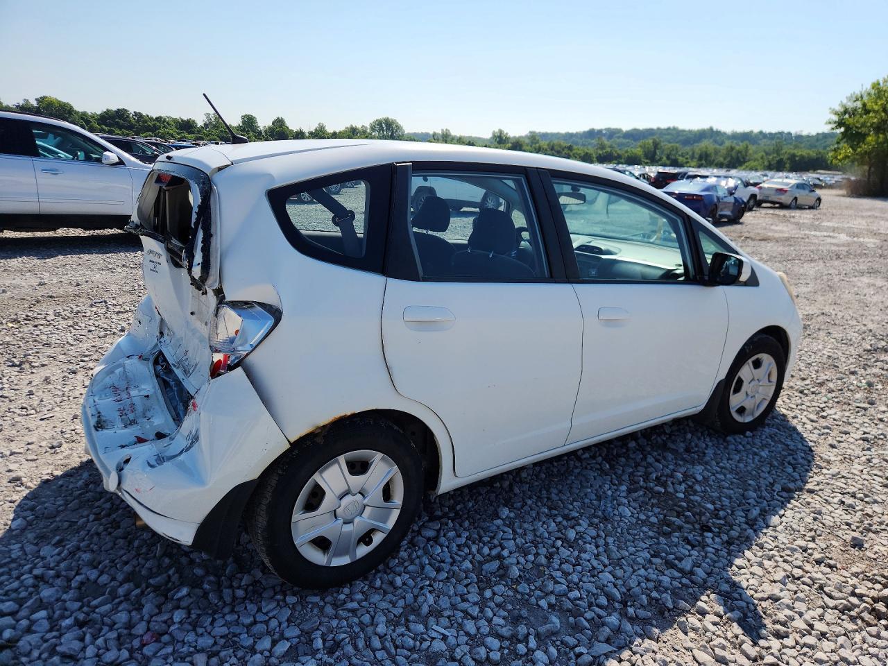 2013 Honda Fit White vin: JHMGE8H36DC061630