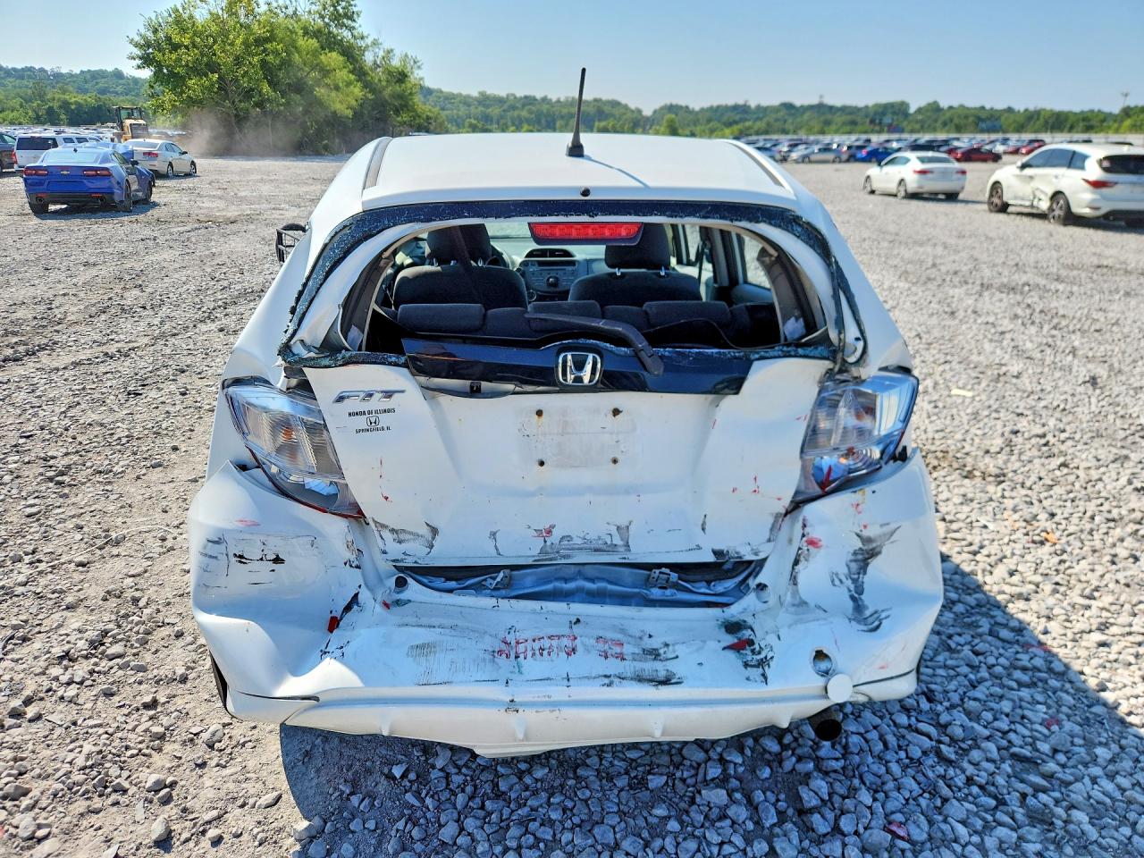 2013 Honda Fit White vin: JHMGE8H36DC061630