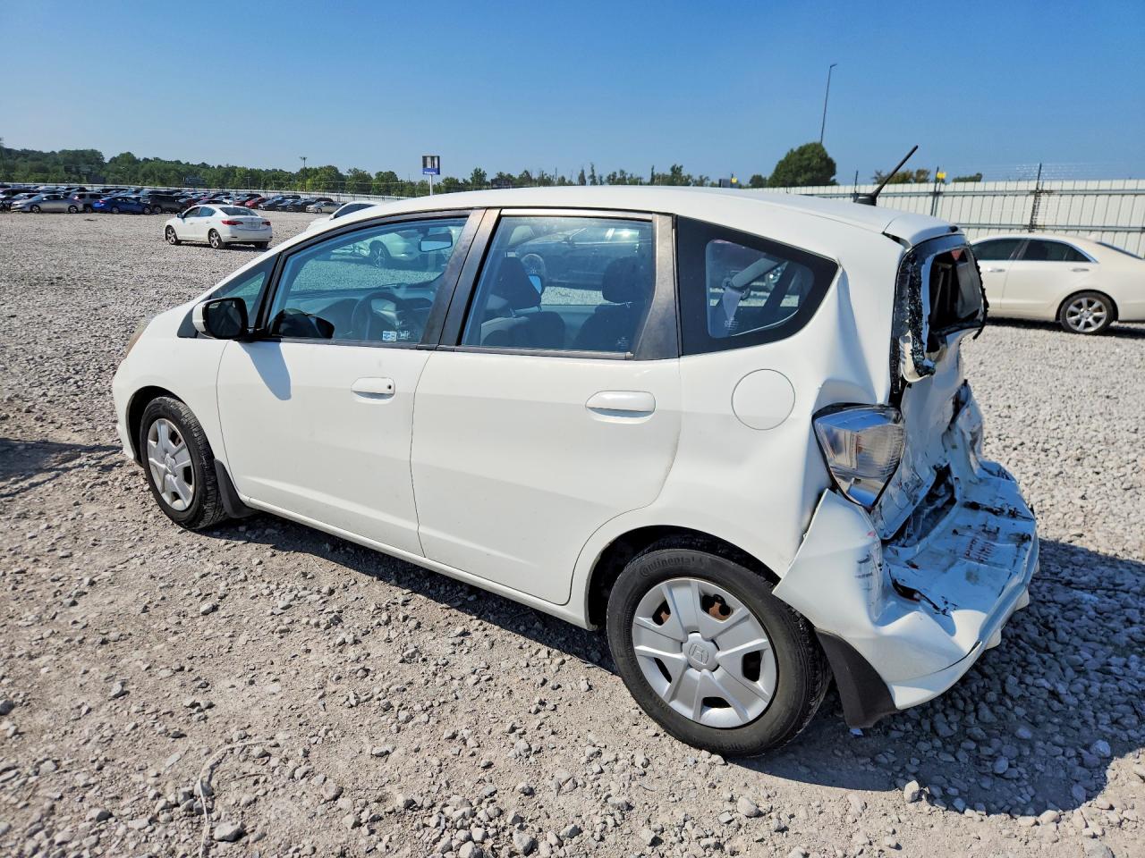 2013 Honda Fit White vin: JHMGE8H36DC061630