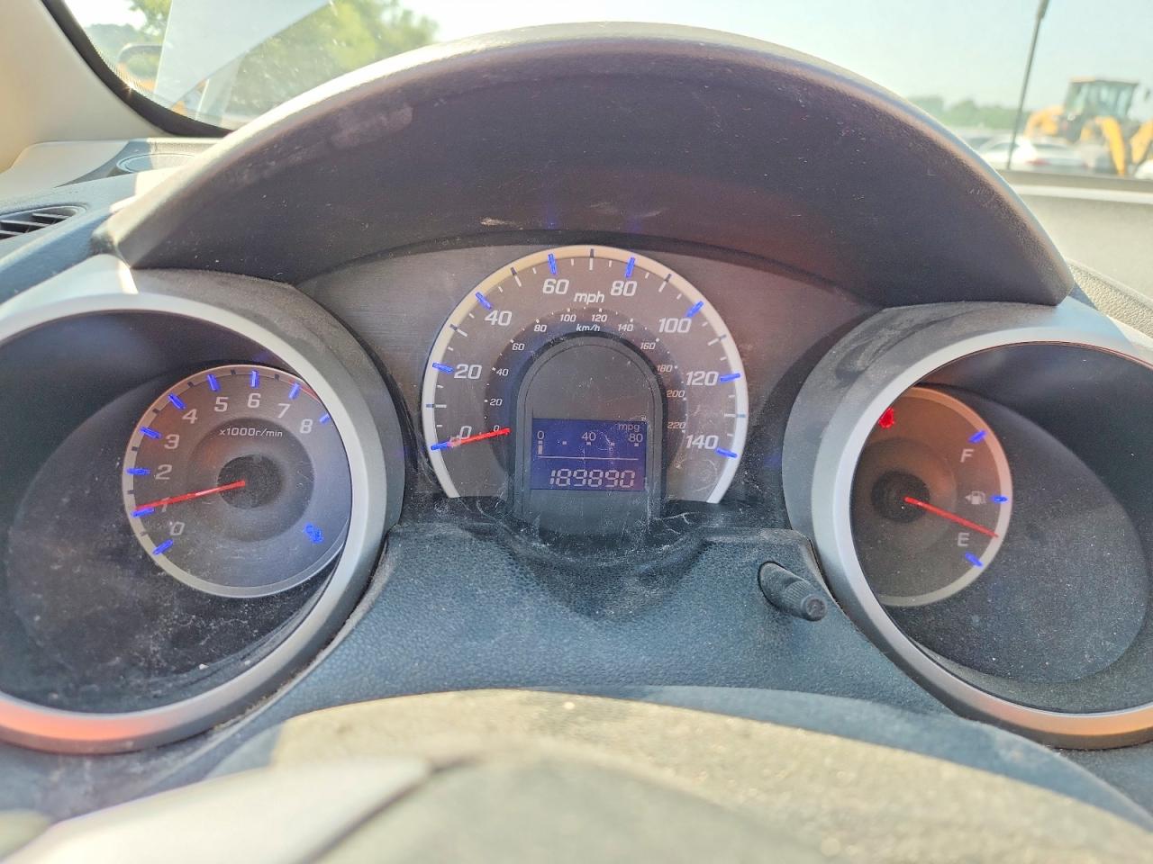 2013 Honda Fit White vin: JHMGE8H36DC061630