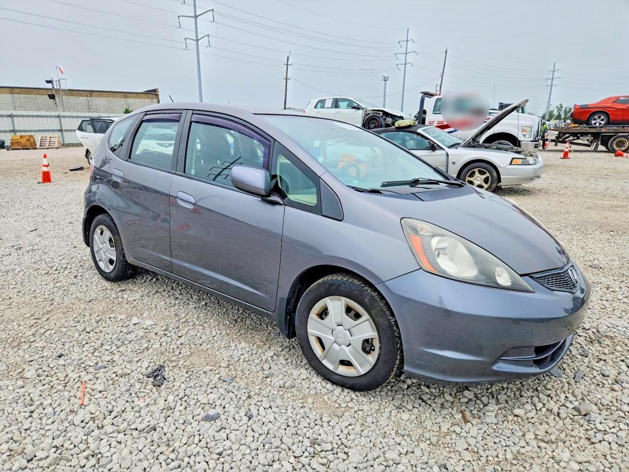 2013 Honda Fit Gray vin: JHMGE8H36DC069601