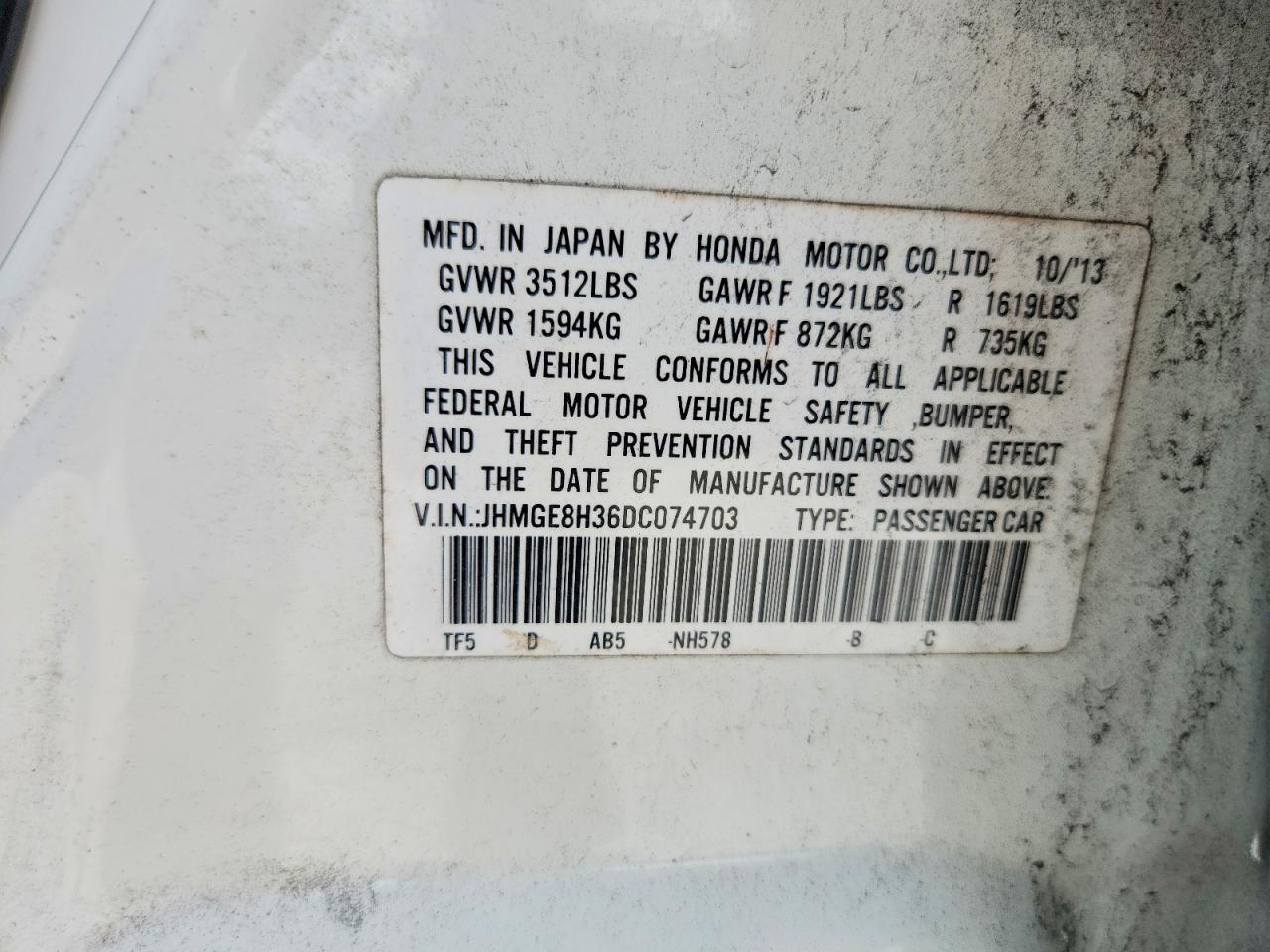 2013 Honda Fit White vin: JHMGE8H36DC074703