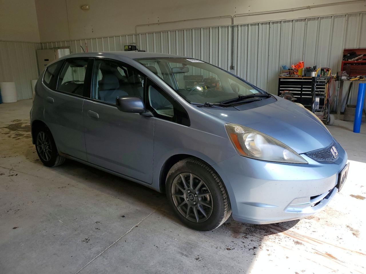 2011 Honda Fit Blue vin: JHMGE8H37BC012420