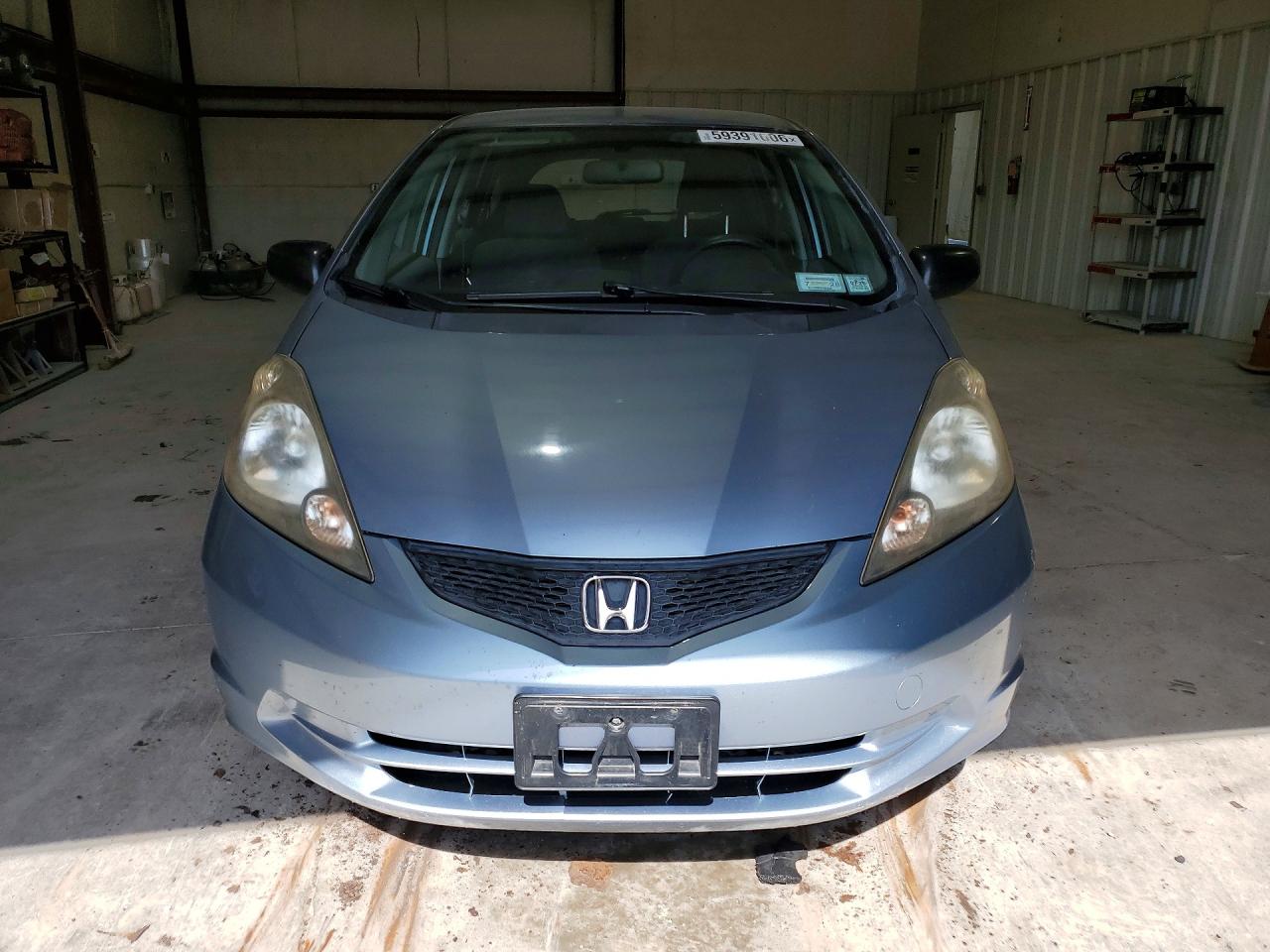 2011 Honda Fit Blue vin: JHMGE8H37BC012420