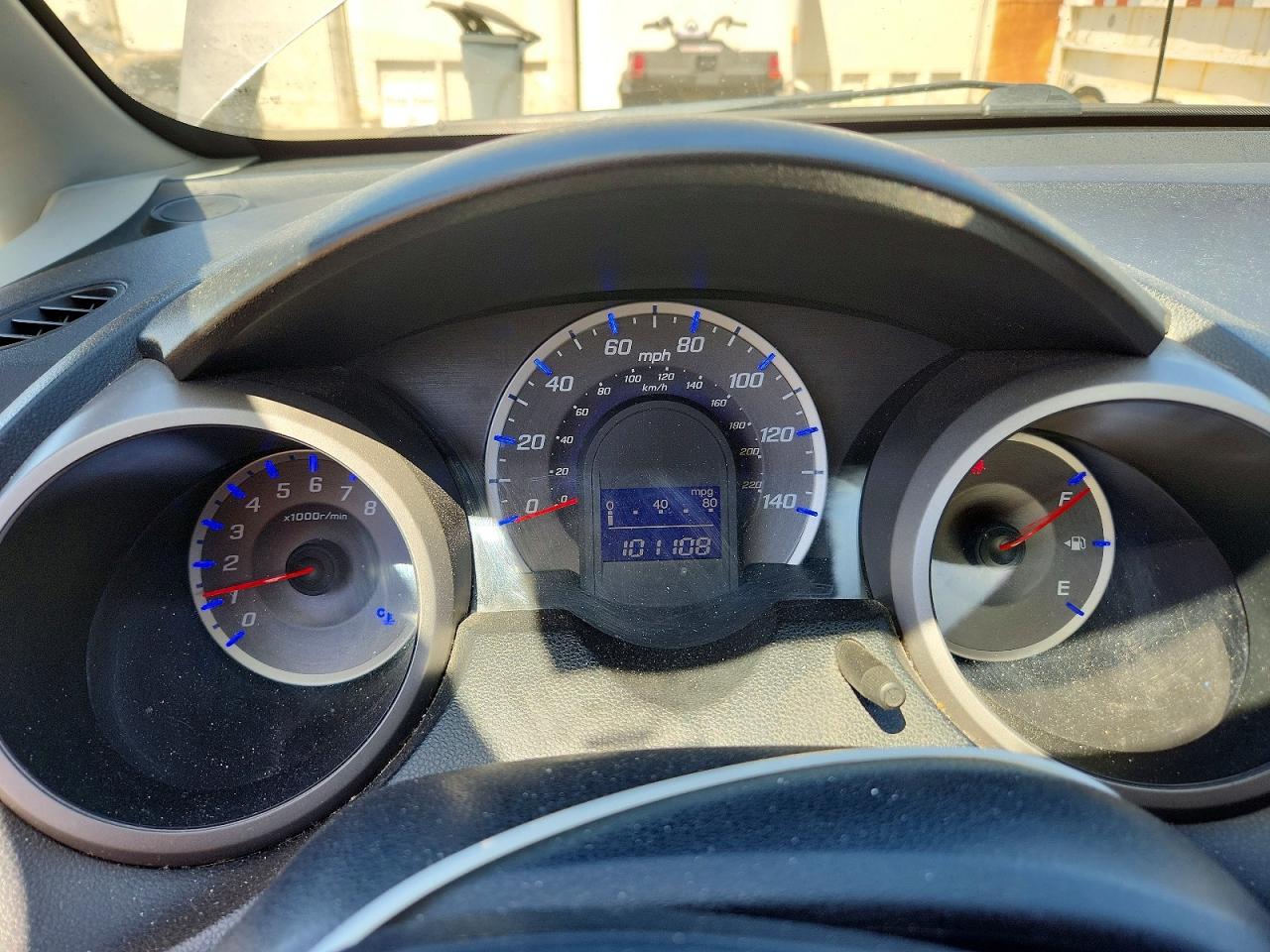 2011 Honda Fit Gray vin: JHMGE8H37BC027306