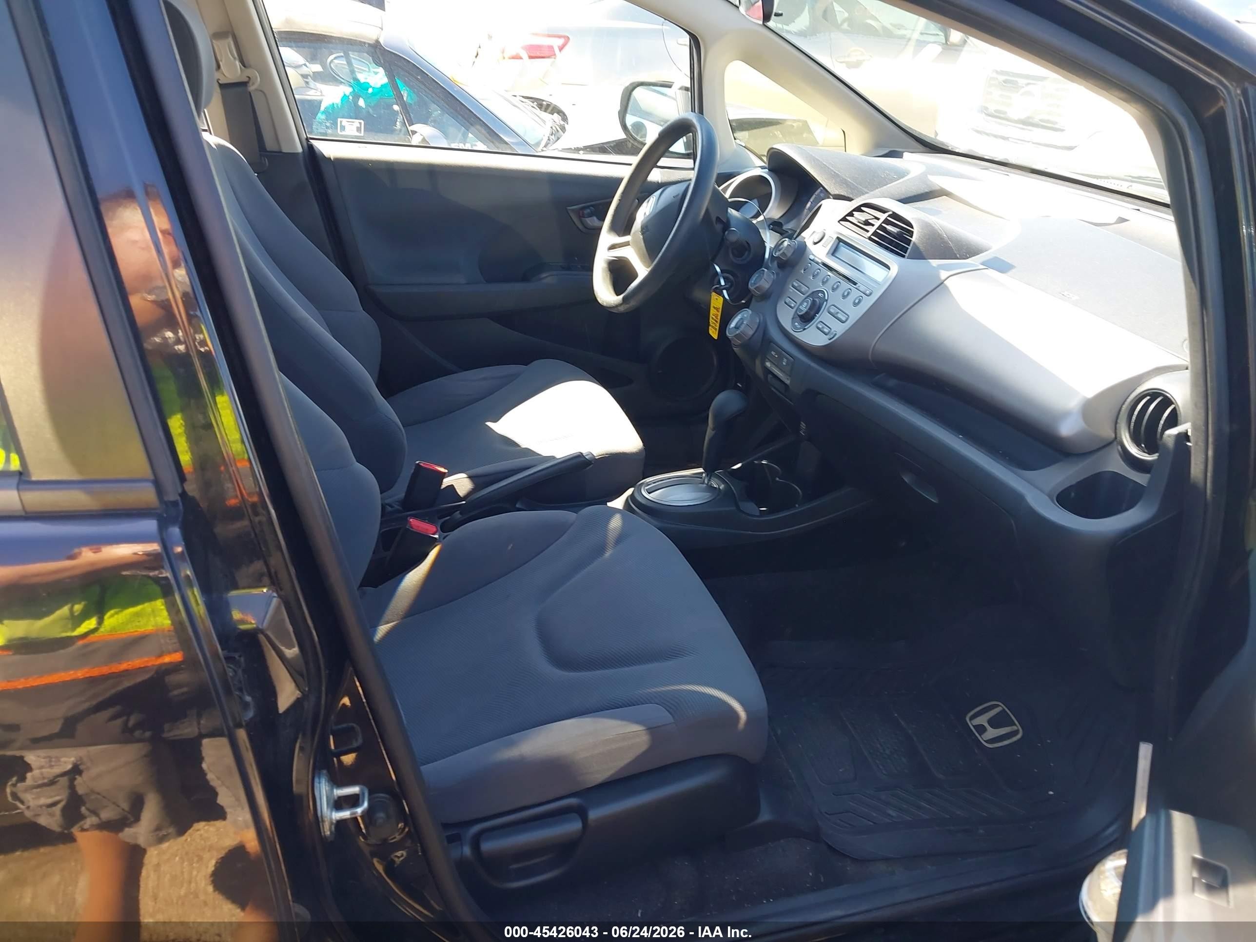 2012 Honda Fit   Black vin: JHMGE8H37CC017134