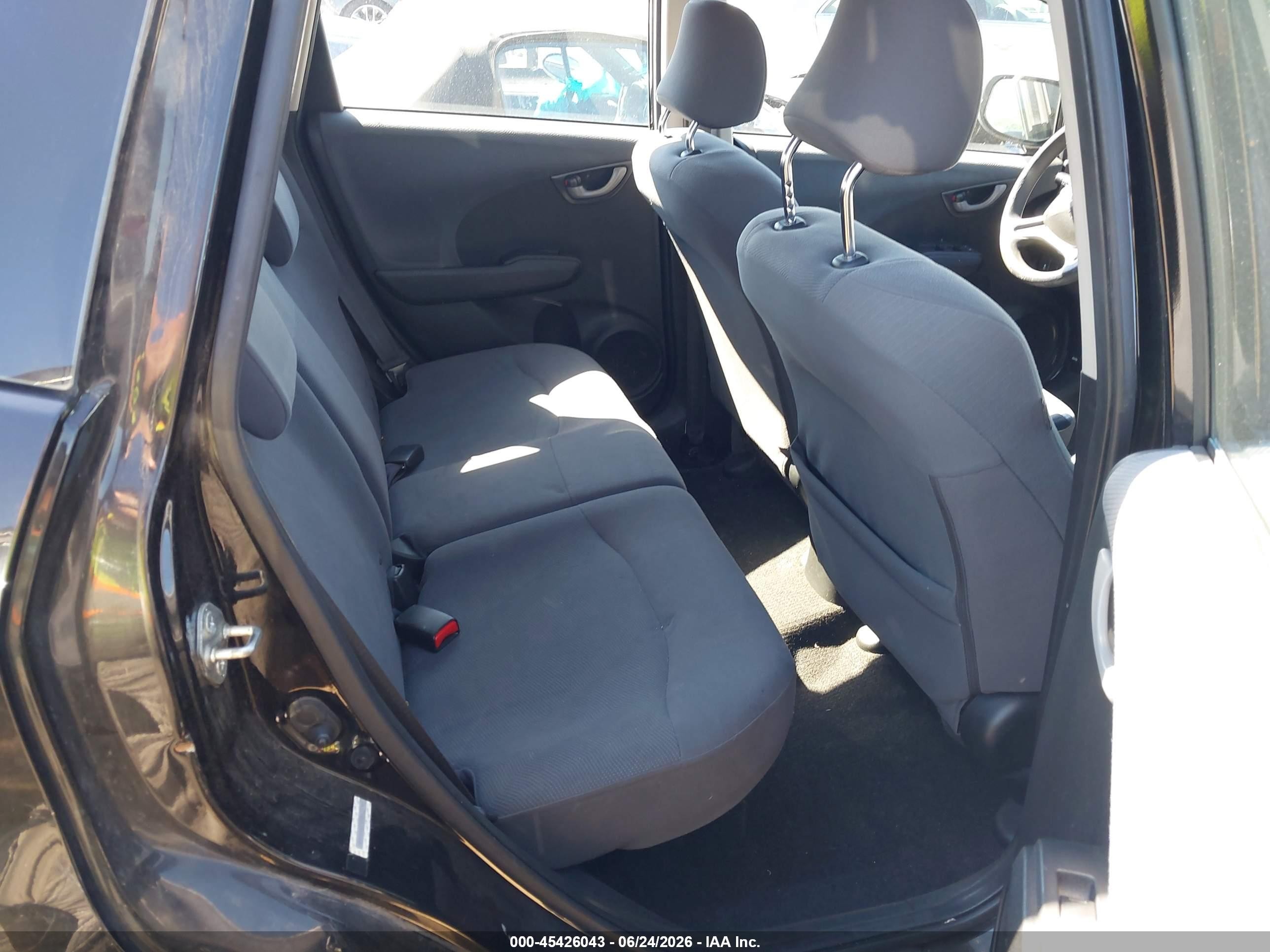 2012 Honda Fit   Black vin: JHMGE8H37CC017134