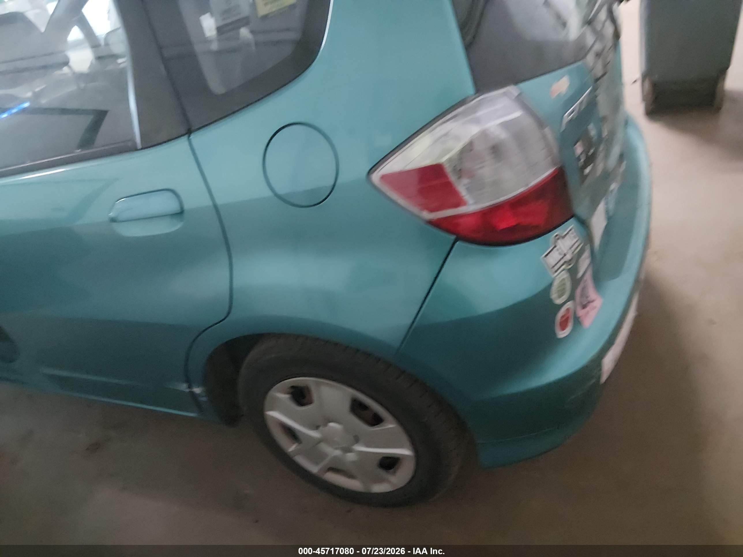 2012 Honda Fit   Green vin: JHMGE8H37CC021376