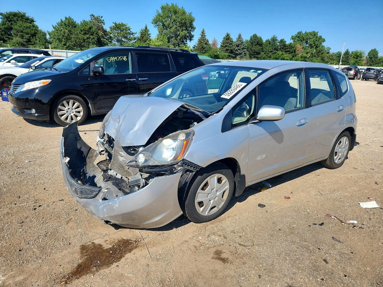 2012 Honda Fit Серебряный vin: JHMGE8H37CC037139