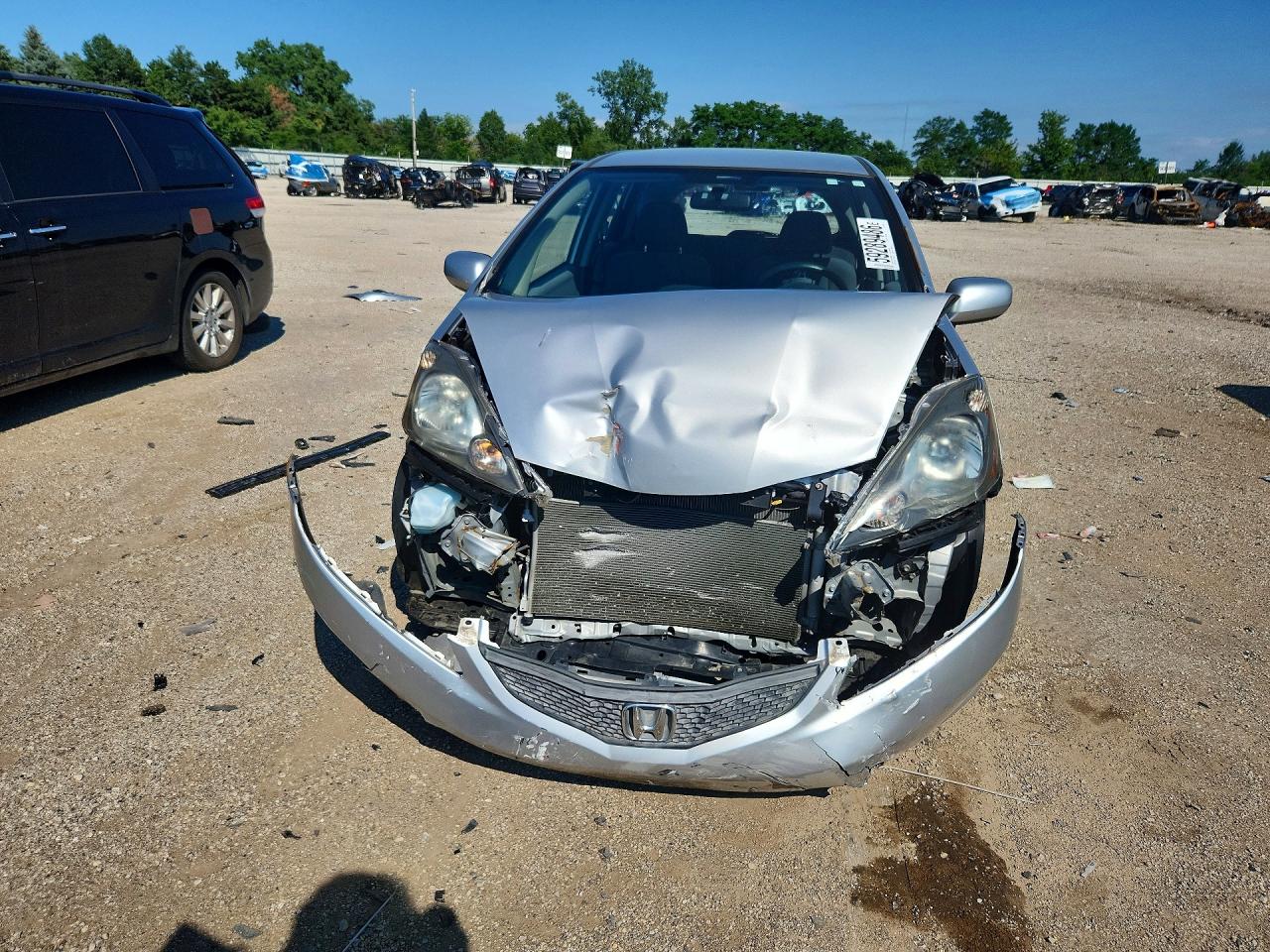 2012 Honda Fit Серебряный vin: JHMGE8H37CC037139