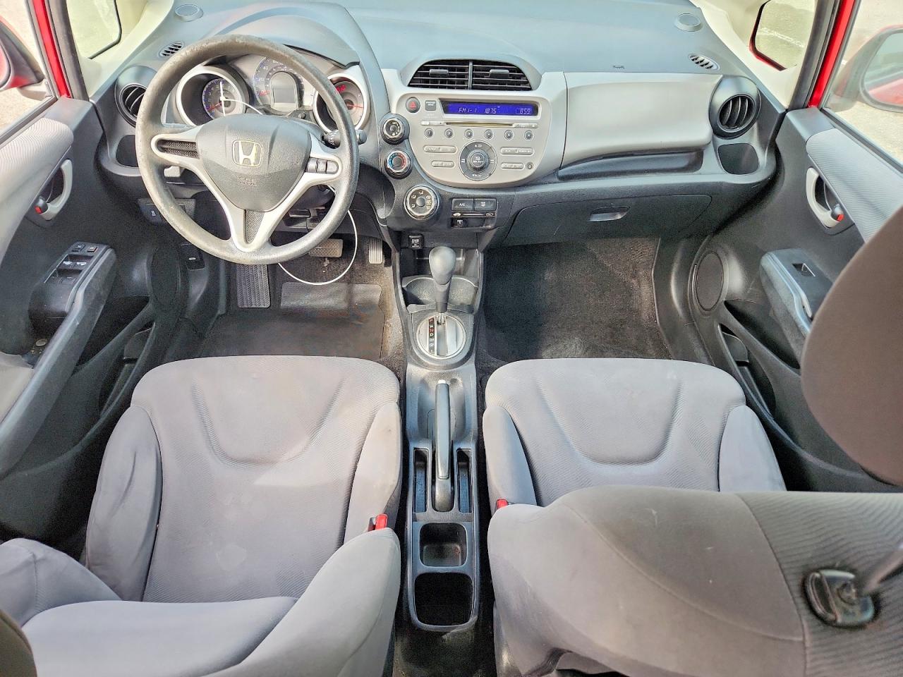 2012 Honda Fit Красный vin: JHMGE8H37CC038923