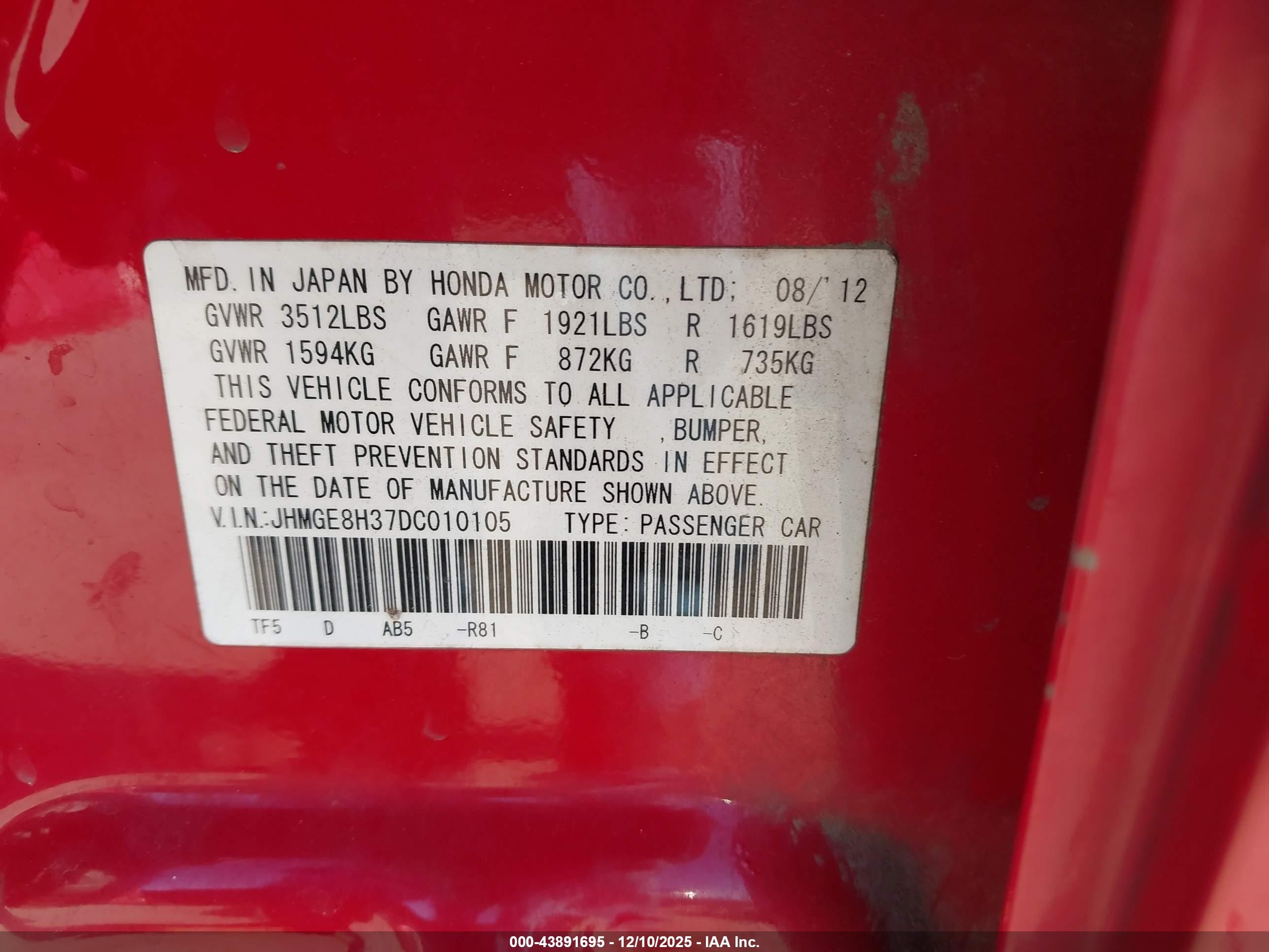 2013 Honda Fit   Red vin: JHMGE8H37DC010105