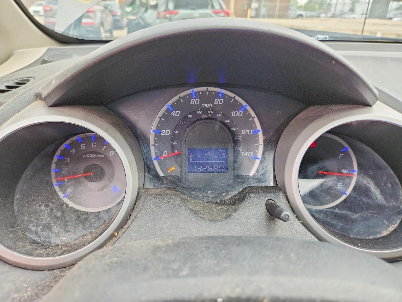 2013 Honda Fit Gray vin: JHMGE8H37DC023307