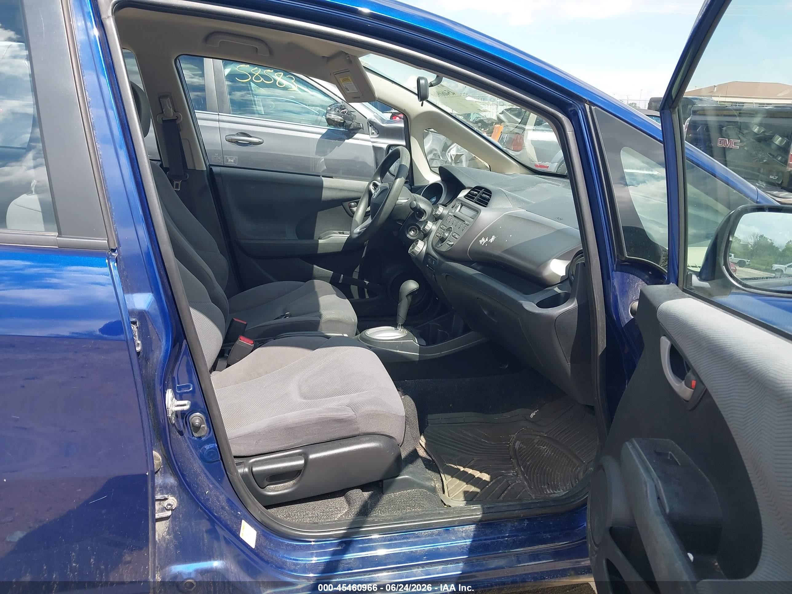 2013 Honda Fit   Dark Blue vin: JHMGE8H37DC030743
