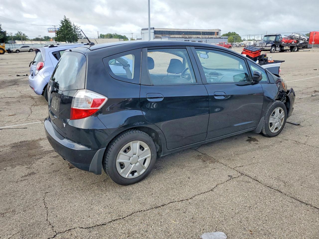 2013 Honda Fit Black vin: JHMGE8H37DC031441