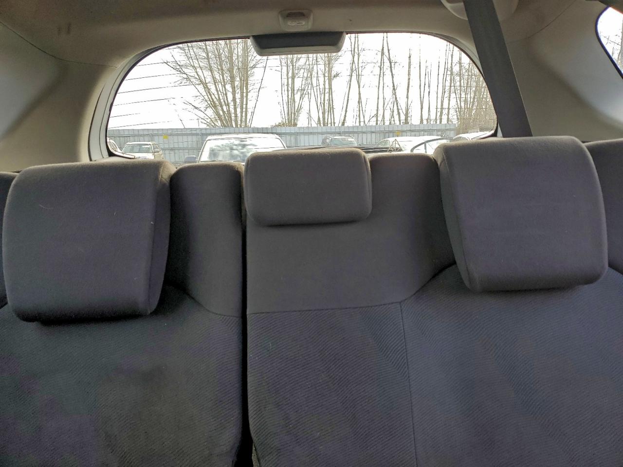 2013 Honda Fit Серебряный vin: JHMGE8H37DC061751