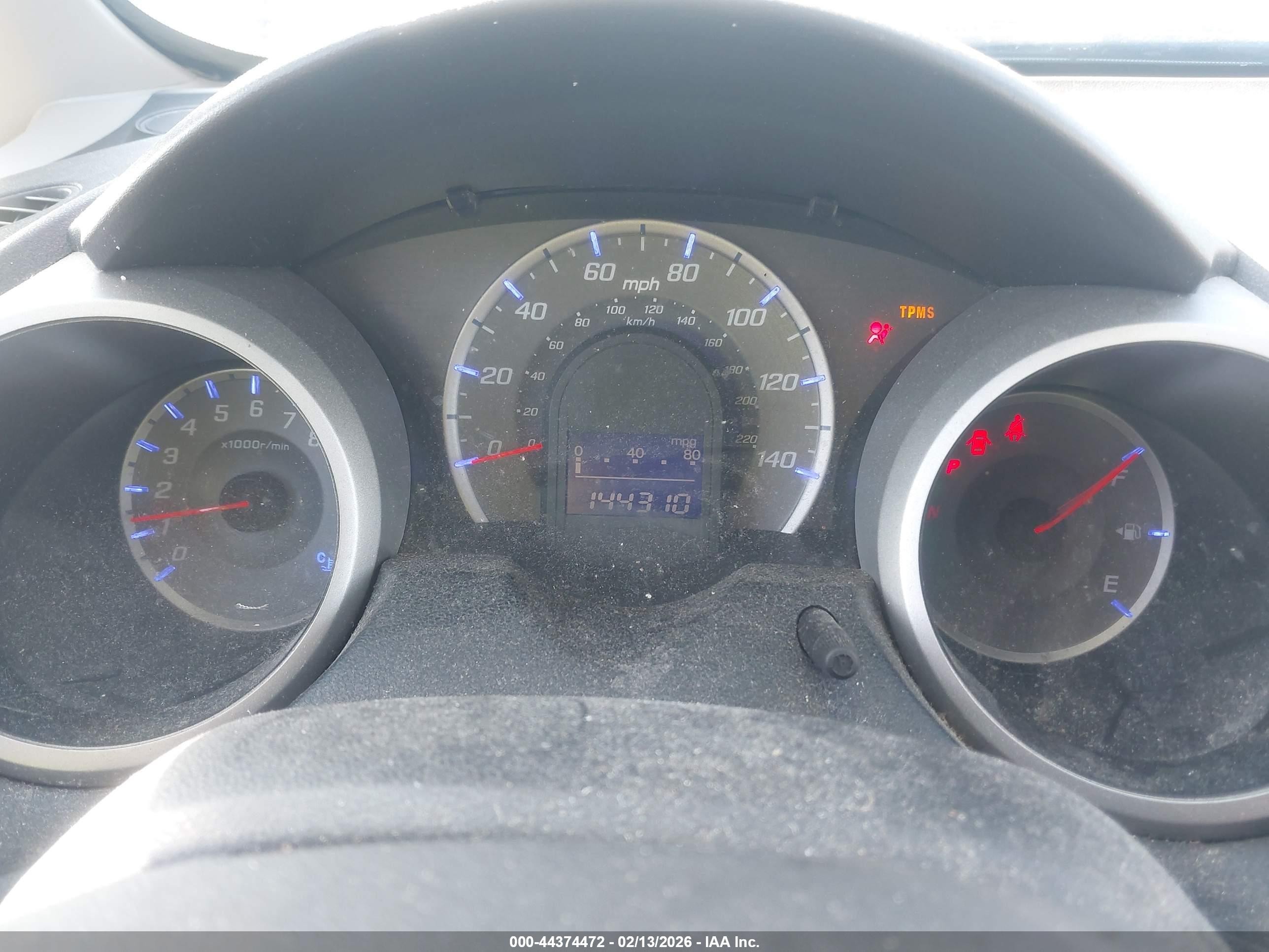2013 Honda Fit   Gray vin: JHMGE8H37DC079652
