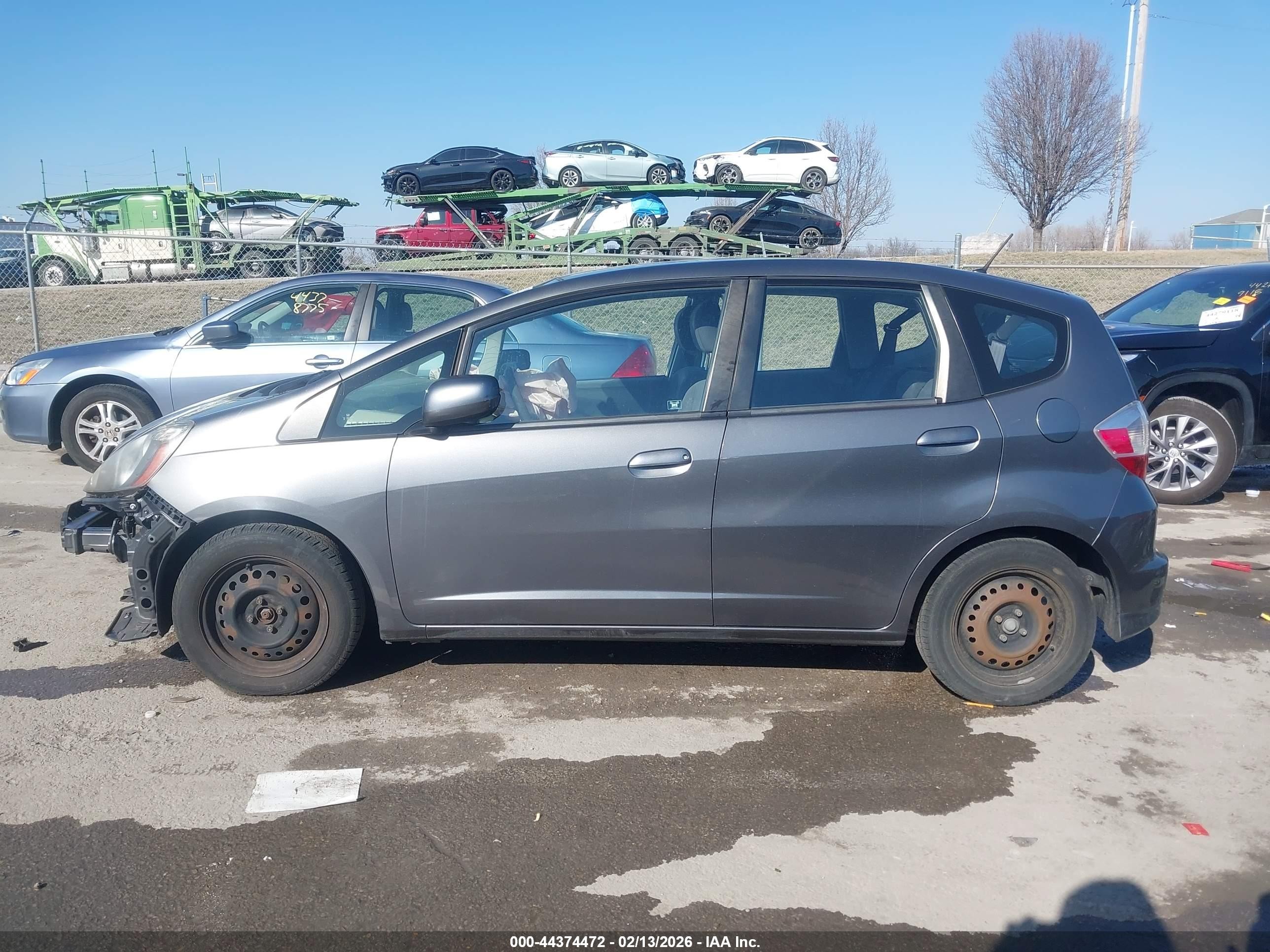 2013 Honda Fit   Gray vin: JHMGE8H37DC079652