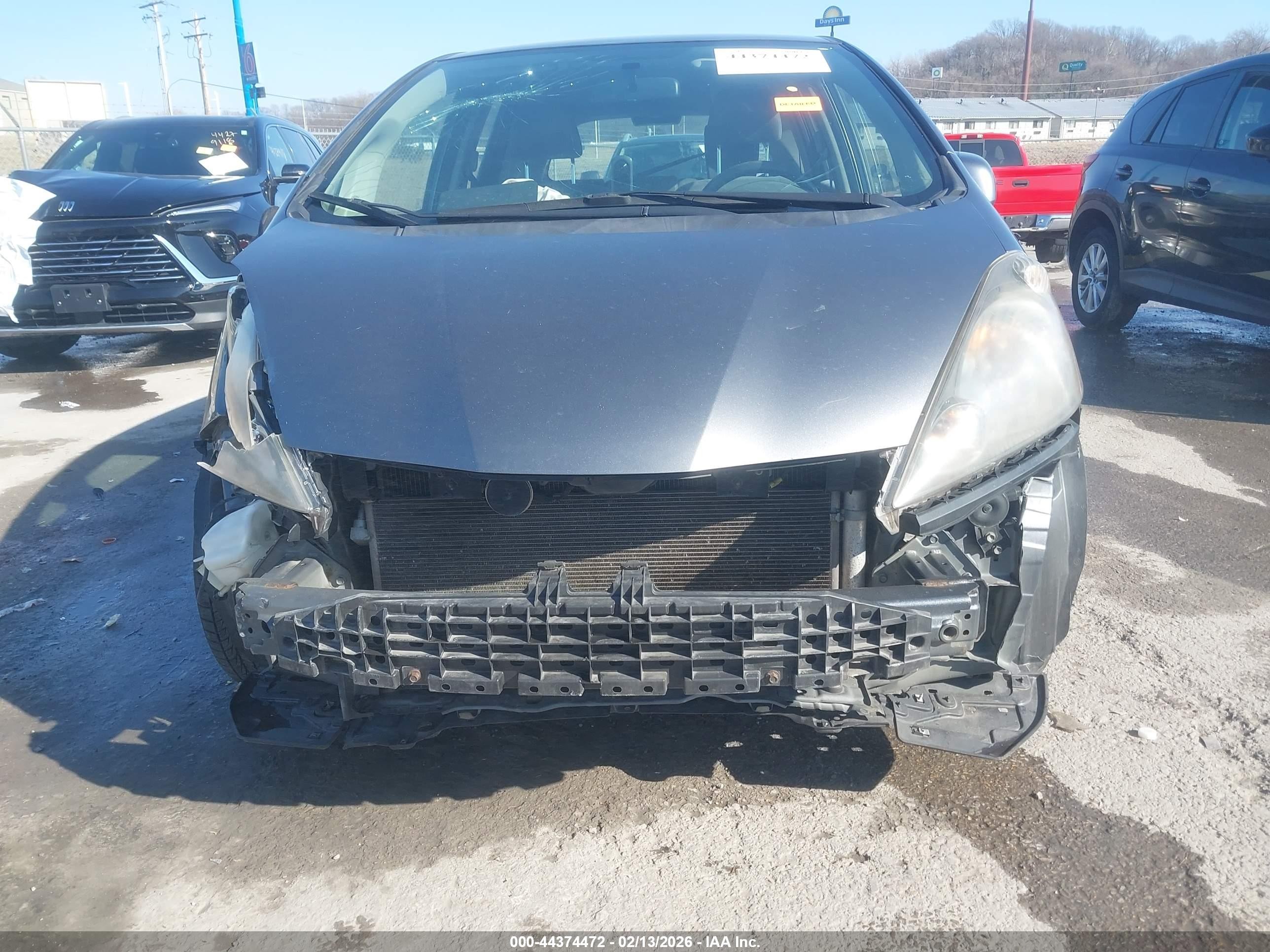 2013 Honda Fit   Gray vin: JHMGE8H37DC079652