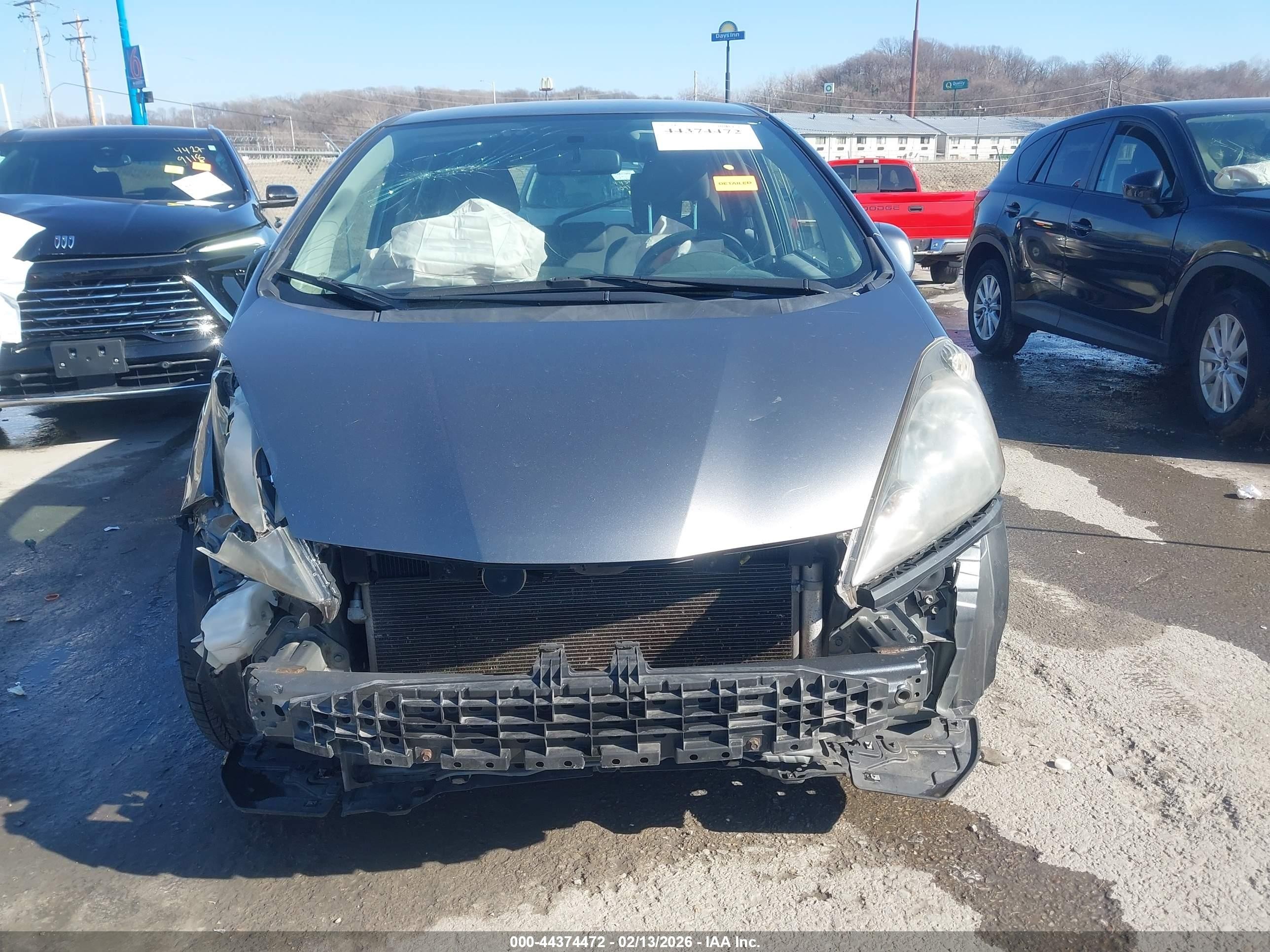 2013 Honda Fit   Gray vin: JHMGE8H37DC079652